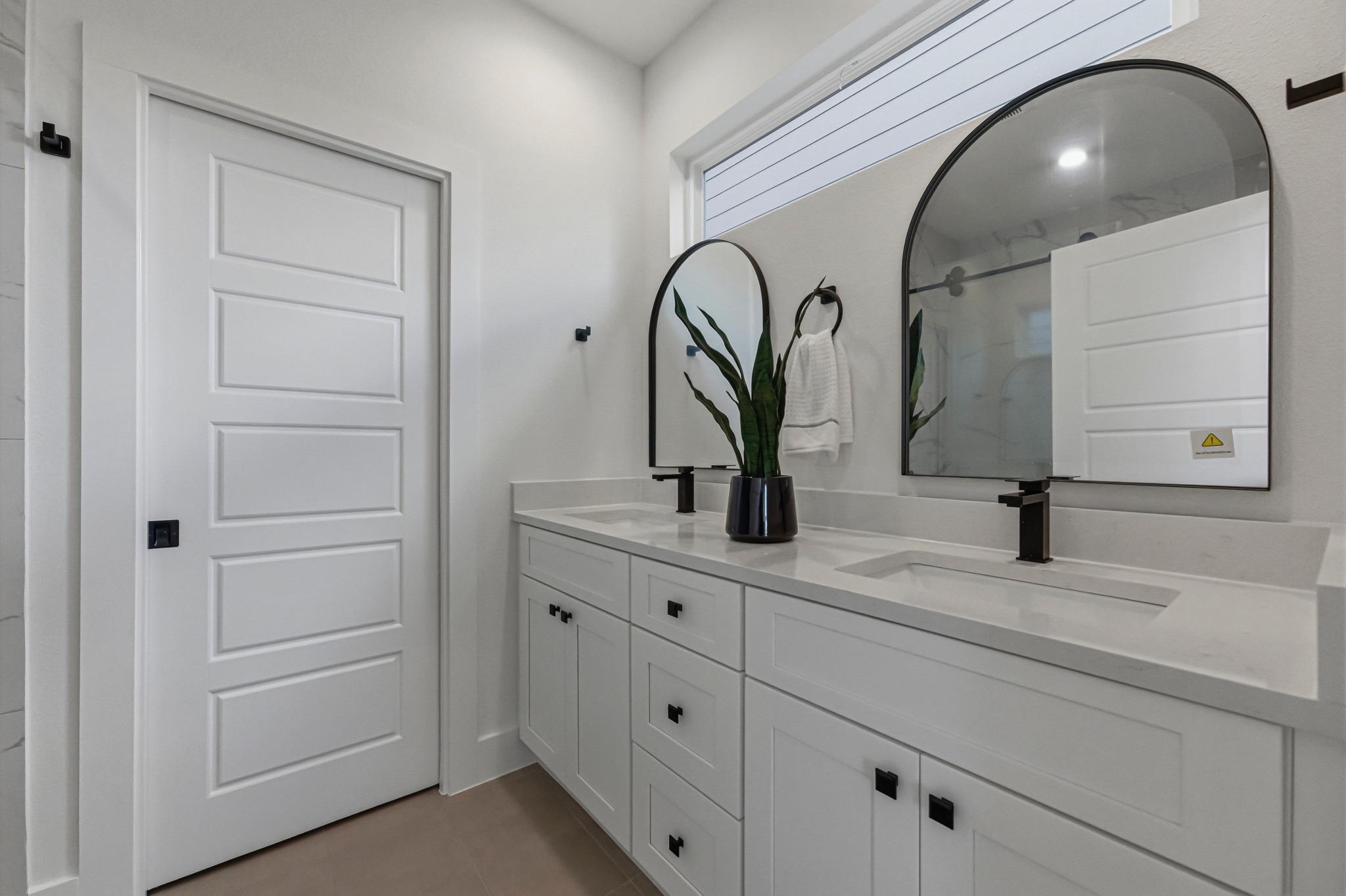909 Calle Limon # 1, Austin, TX 78702