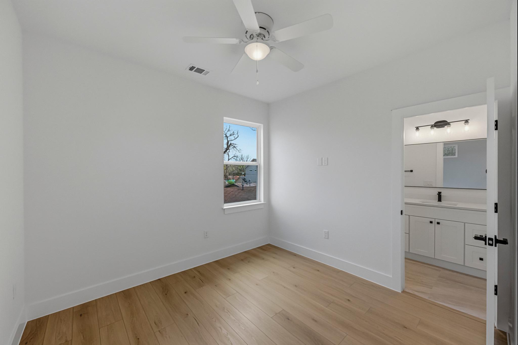 909 Calle Limon # 1, Austin, TX 78702