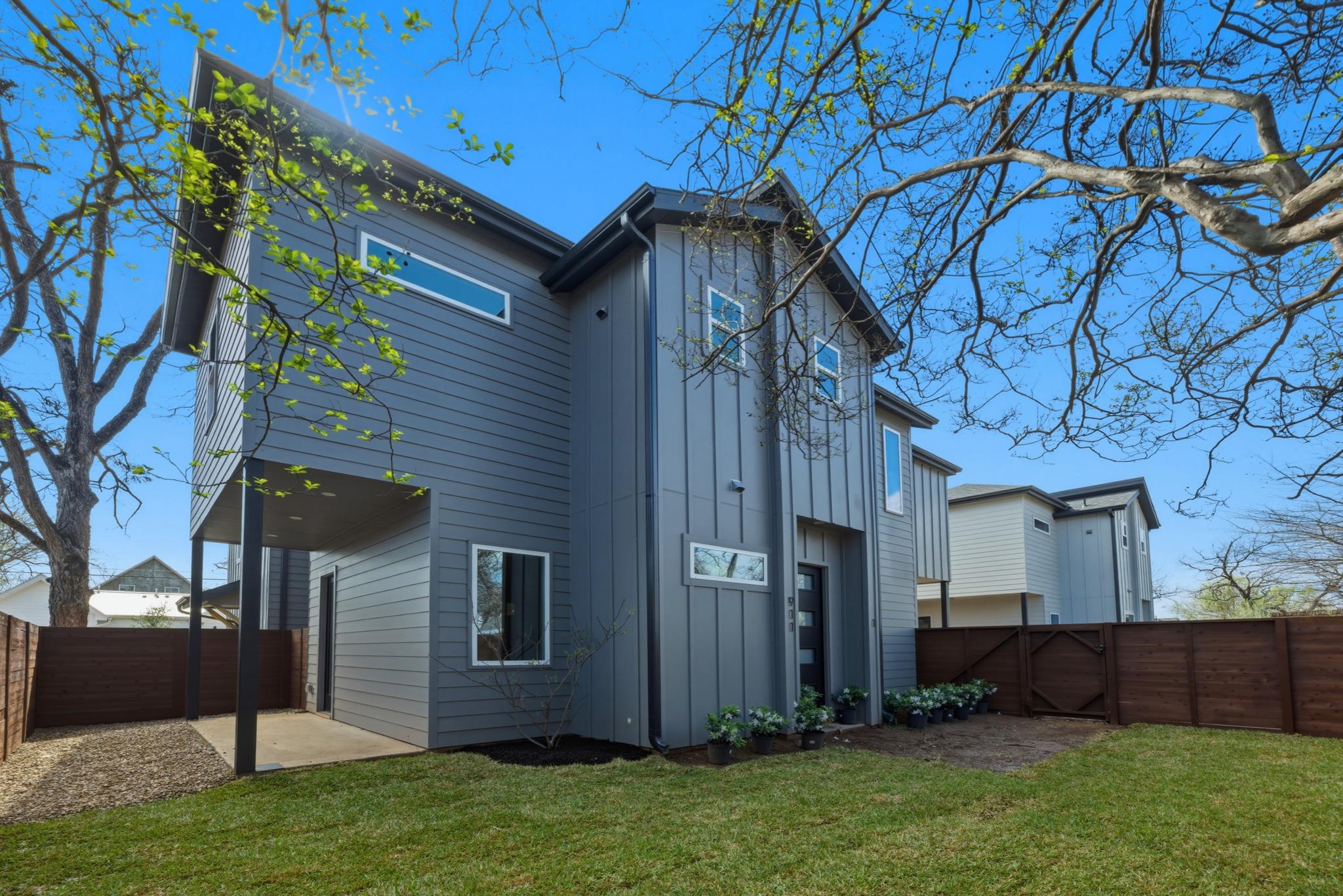 909 Calle Limon # 1, Austin, TX 78702