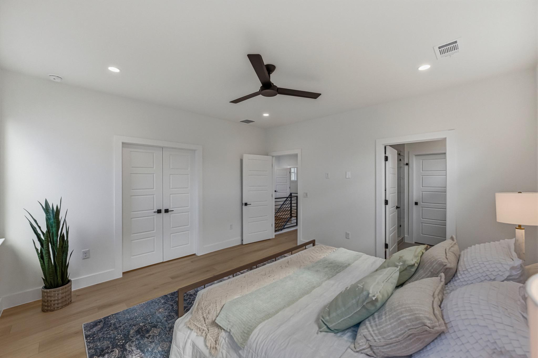 909 Calle Limon # 1, Austin, TX 78702