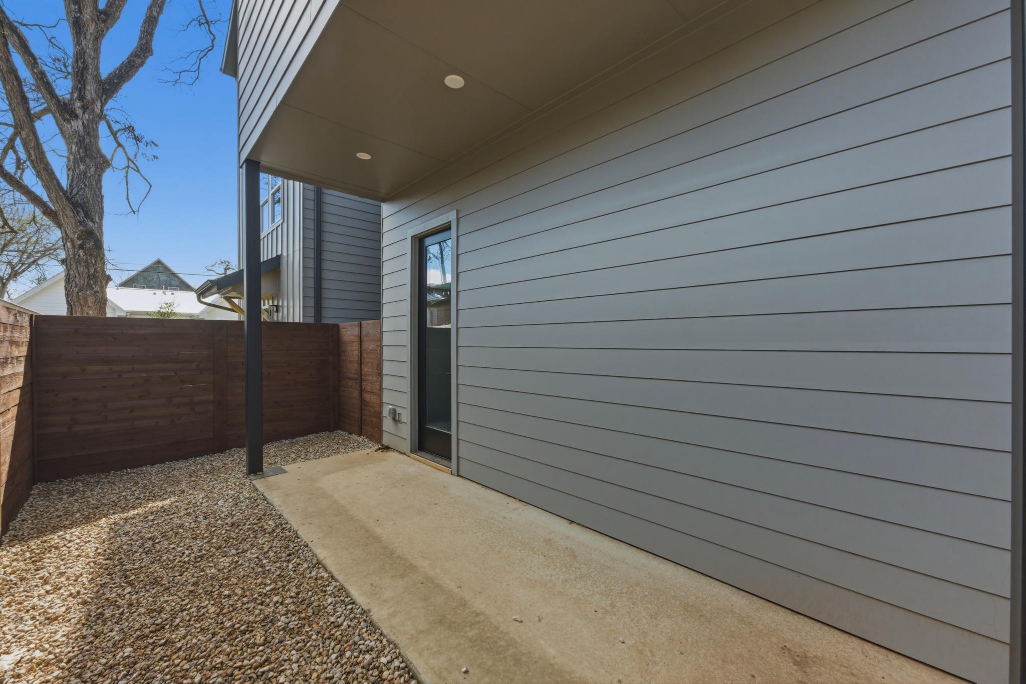 909 Calle Limon # 1, Austin, TX 78702