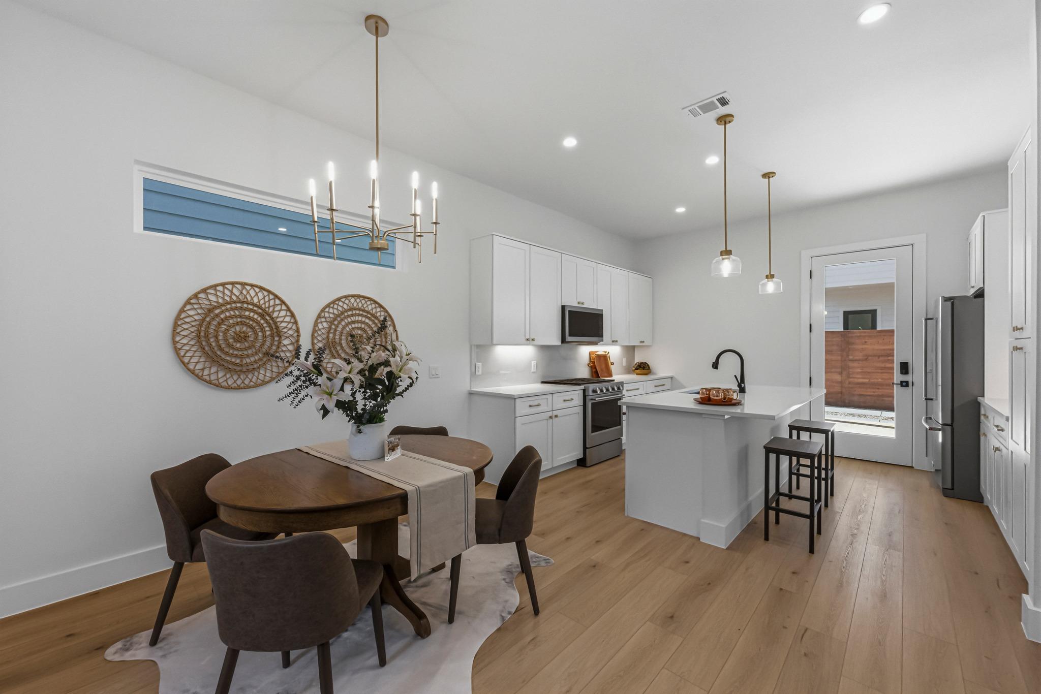 909 Calle Limon # 1, Austin, TX 78702