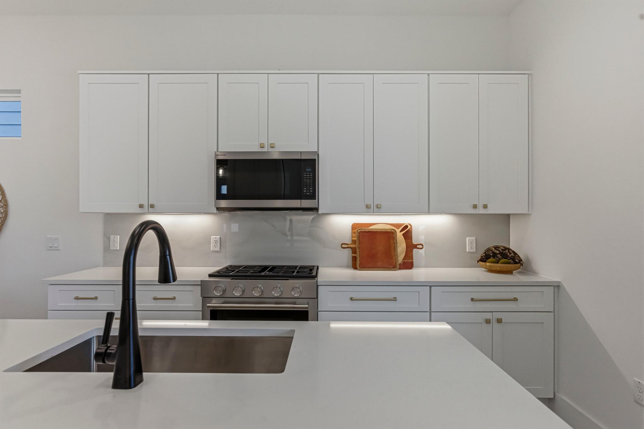 909 Calle Limon # 1, Austin, TX 78702