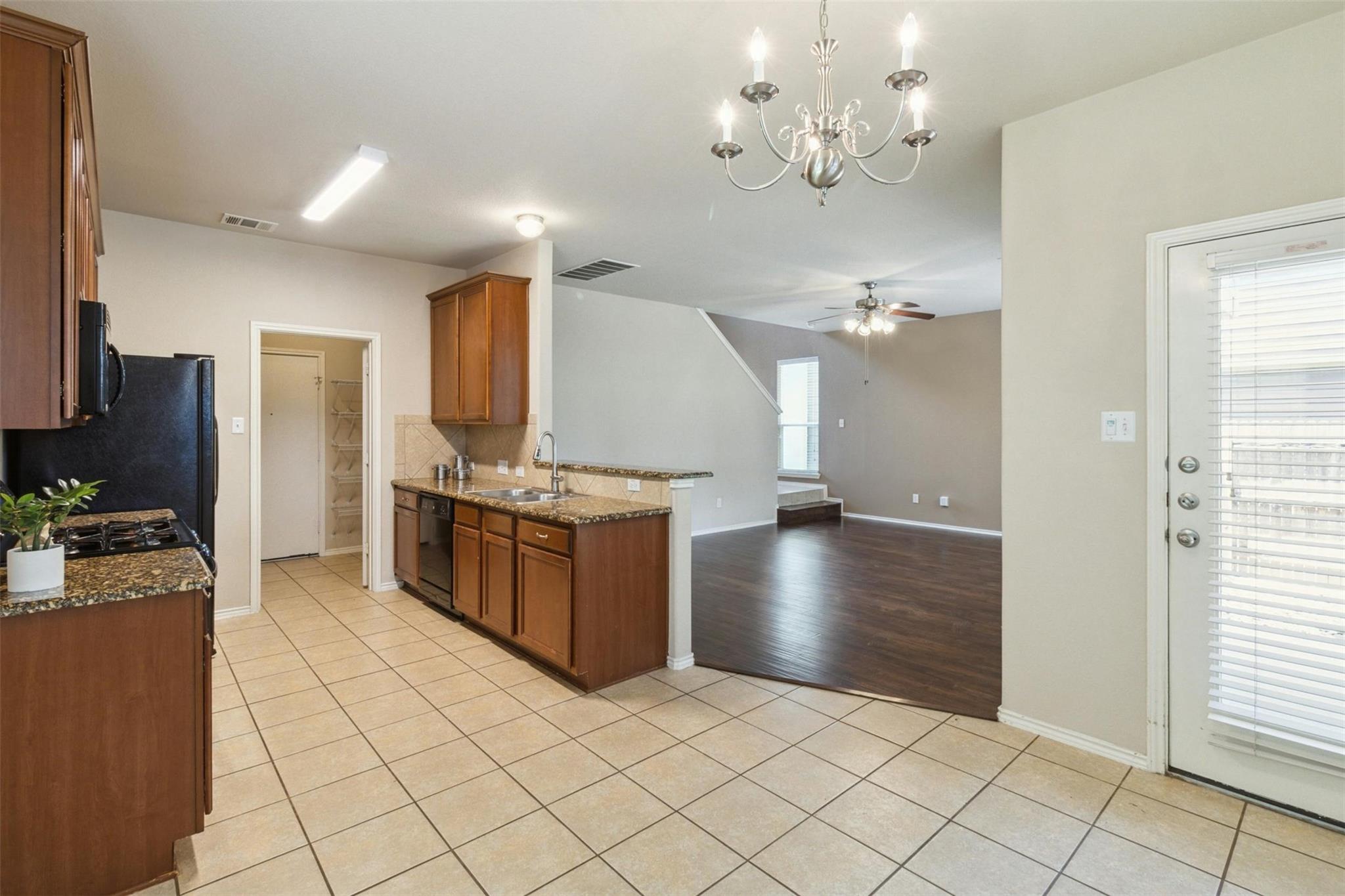 1600 Sugarberry Ln # 54, Austin, TX 78748