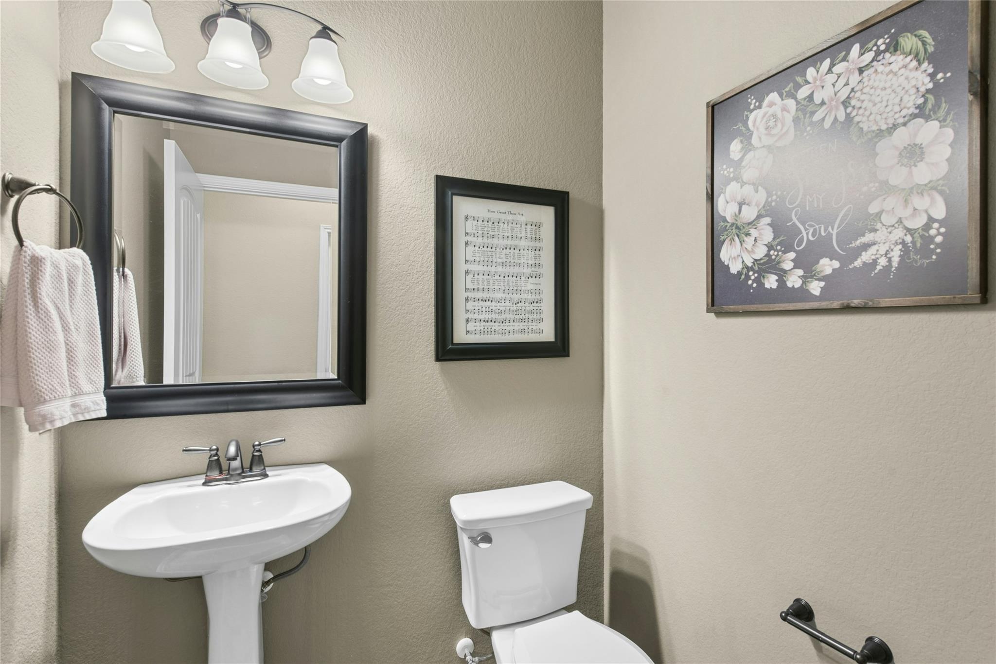 208 Paul Azinger Ct, Round Rock, TX 78664