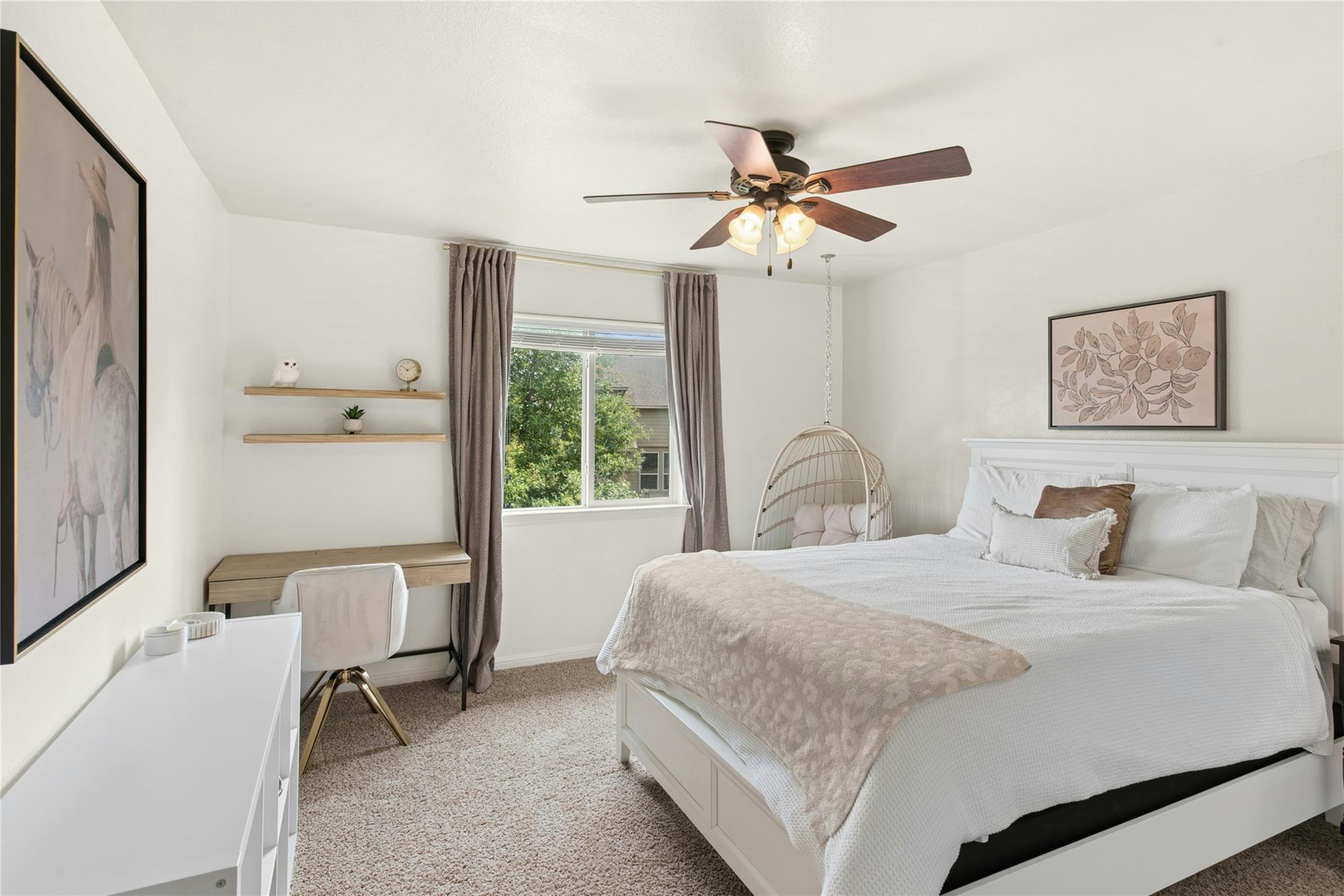 208 Paul Azinger Ct, Round Rock, TX 78664