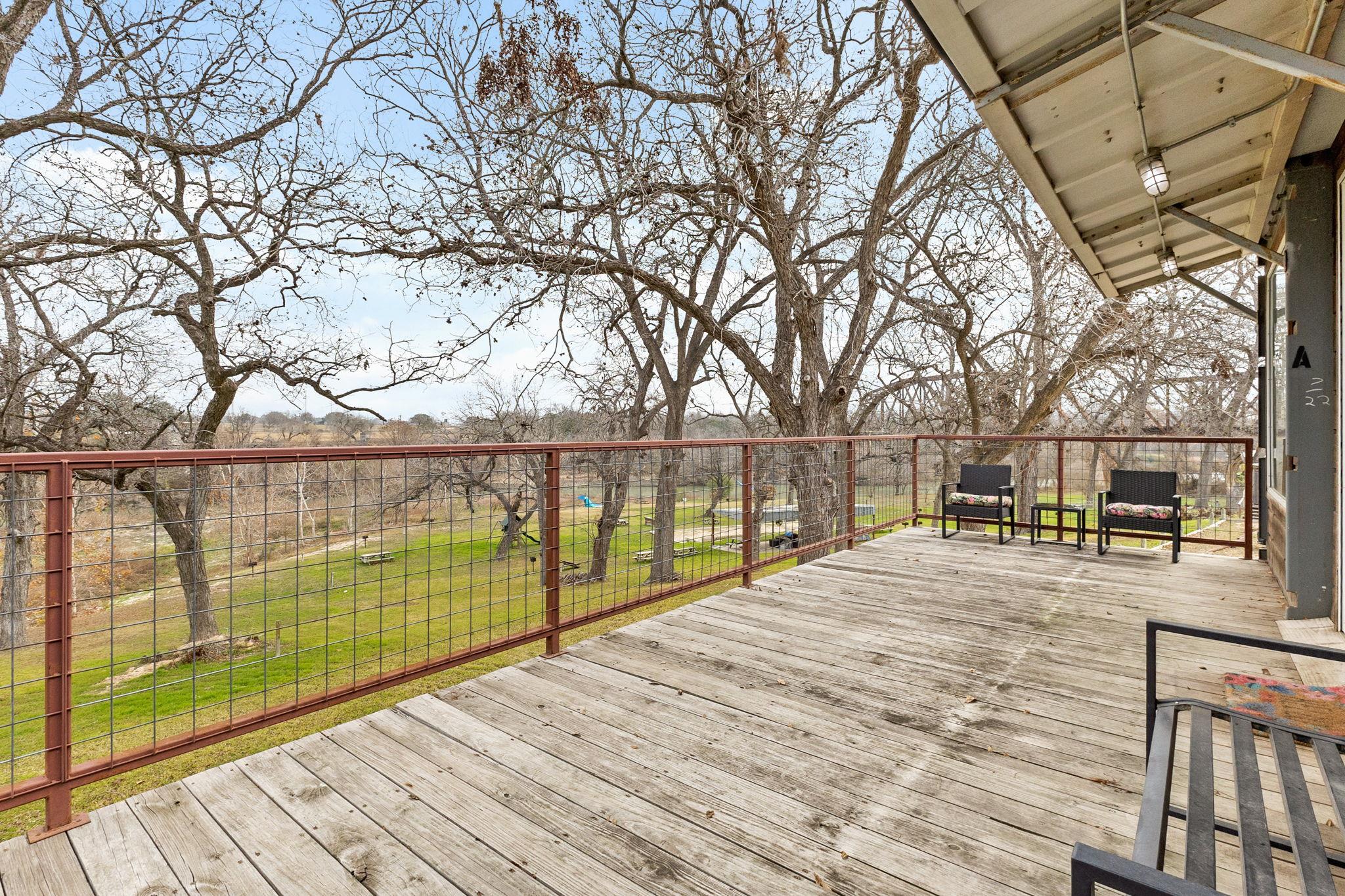 9035 Fm 725, McQueeney, TX 78123