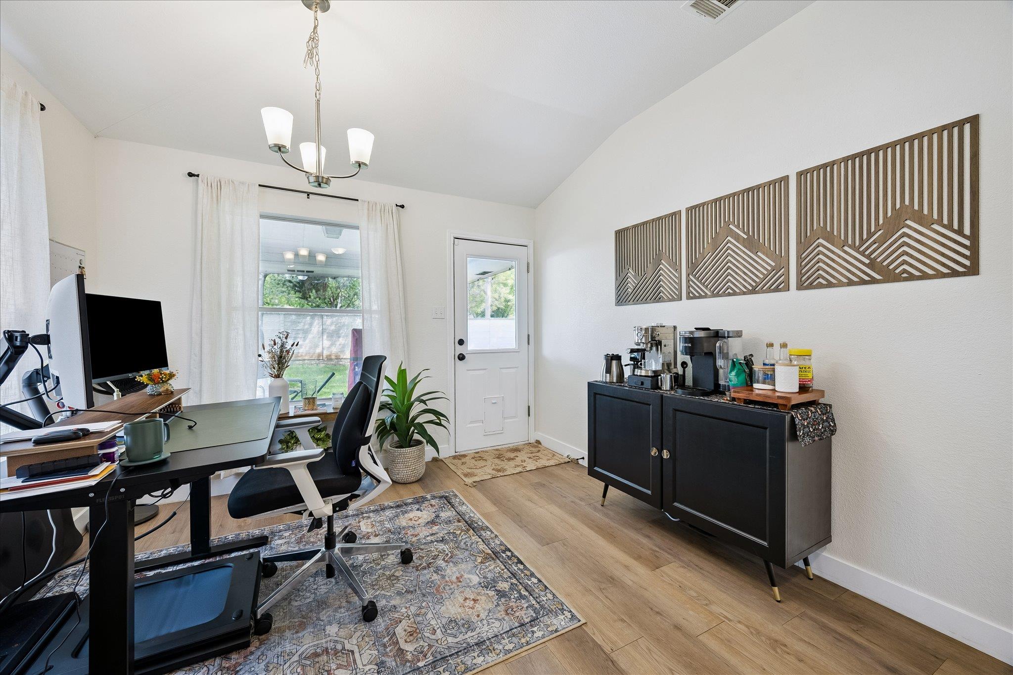 9321 Linkmeadow Dr, Austin, TX 78748