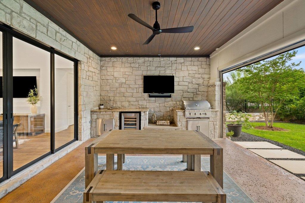 712 Crestone Stream Dr, Austin, TX 78738