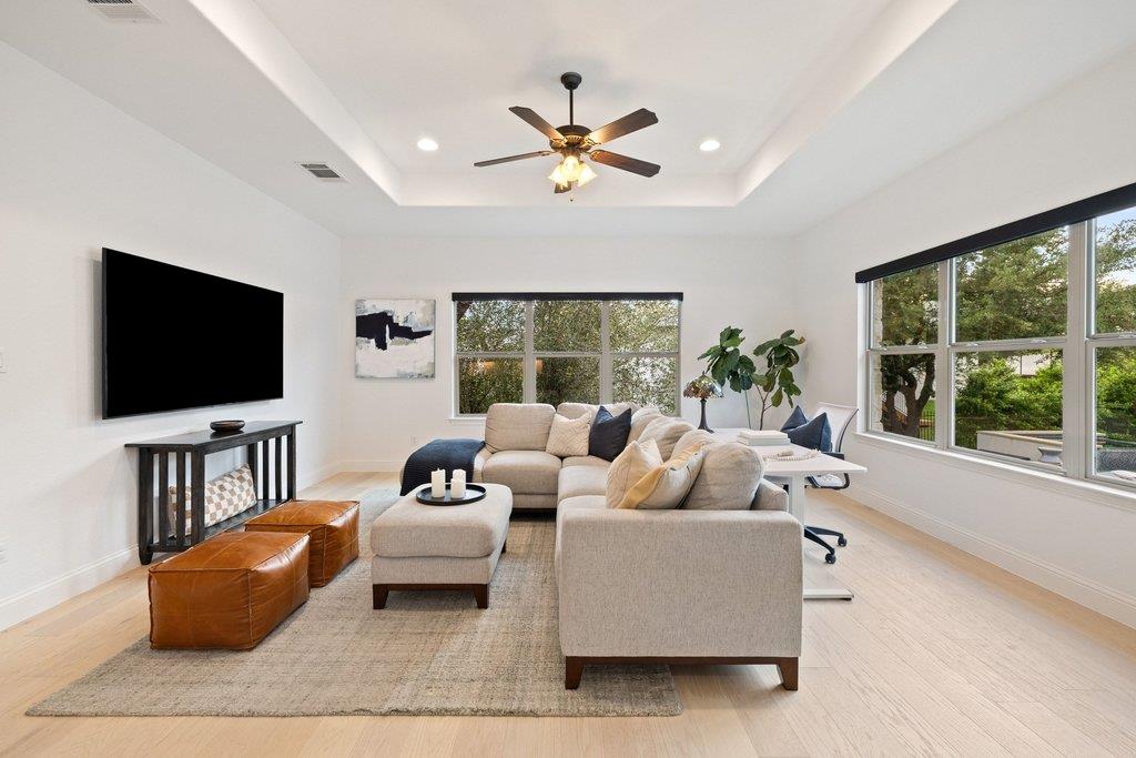 712 Crestone Stream Dr, Austin, TX 78738