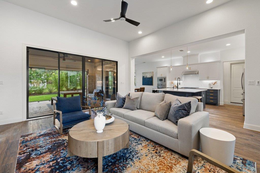 712 Crestone Stream Dr, Austin, TX 78738