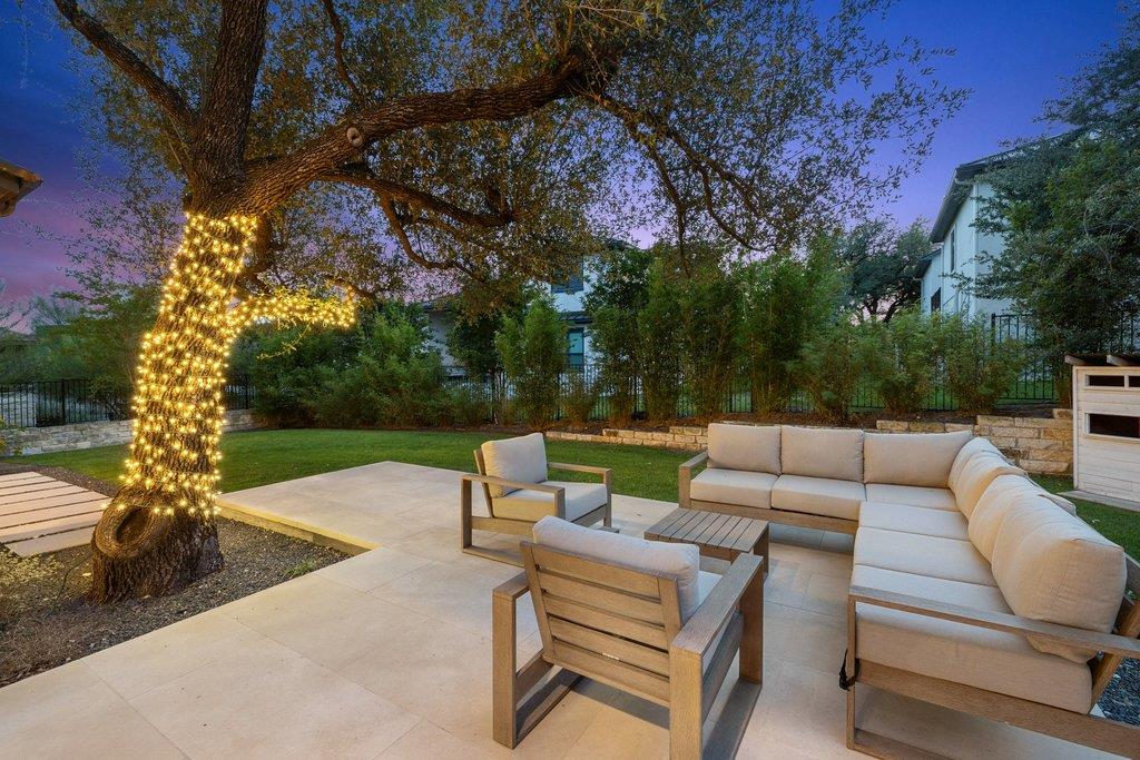 712 Crestone Stream Dr, Austin, TX 78738