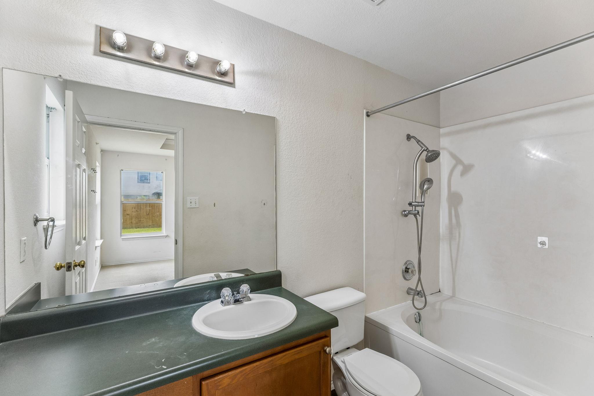 747 Blair Ave, Bastrop, TX 78602