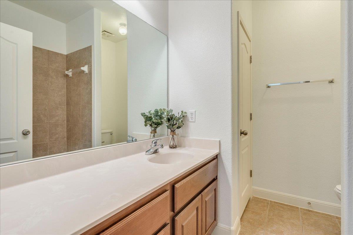 8024 Levata Dr, Austin, TX 78739