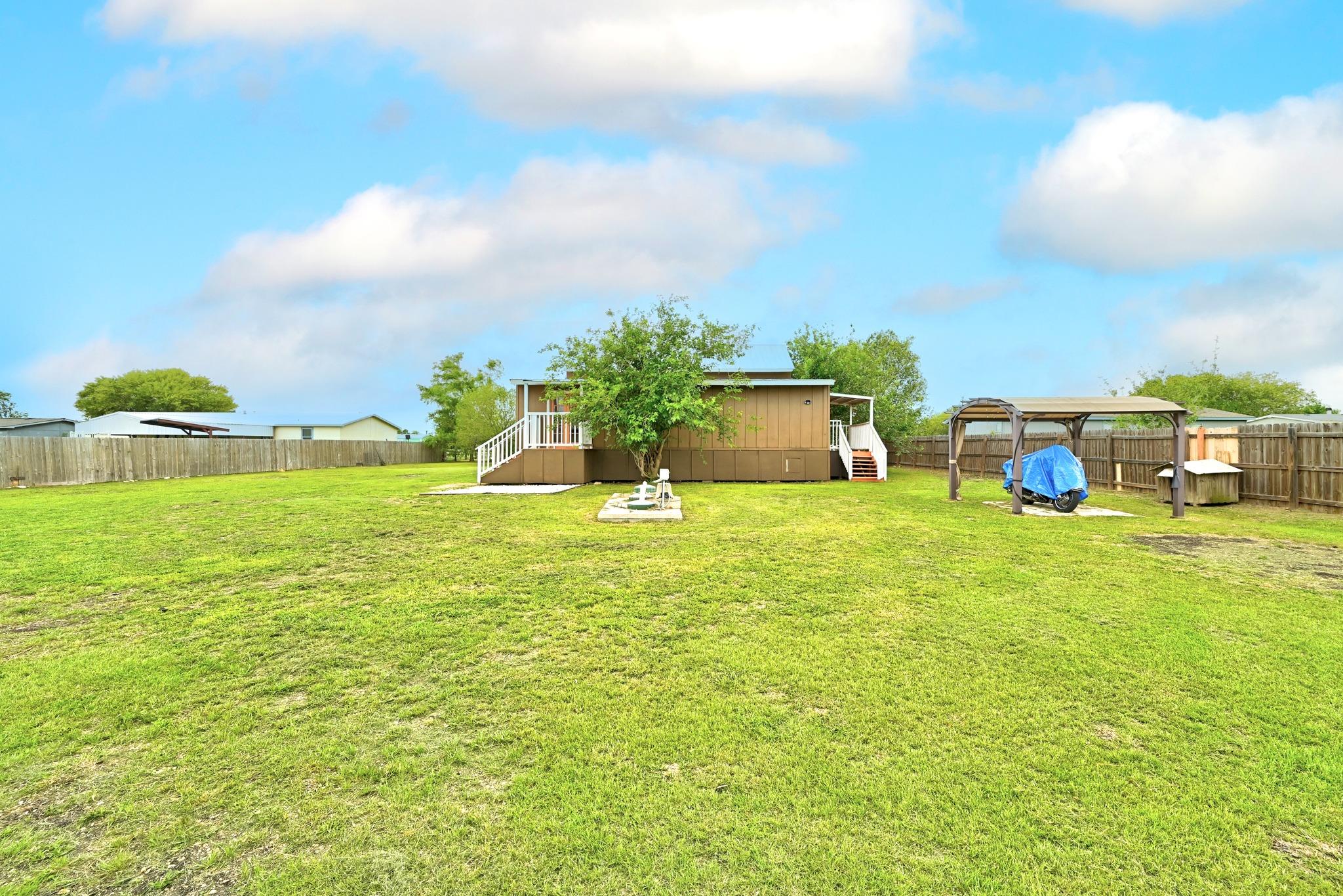 320 Sunset Ridge Rd, Maxwell, TX 78656