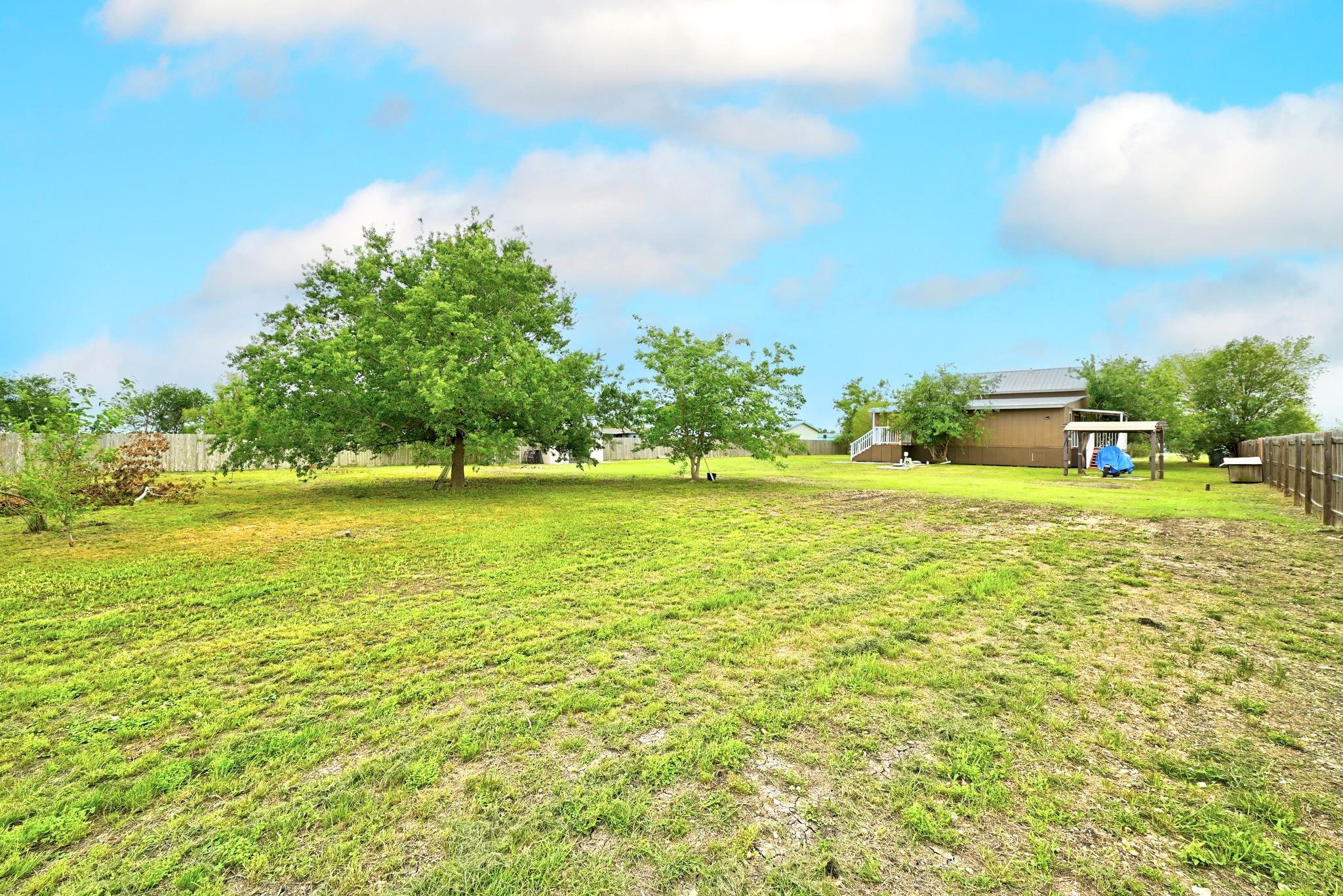 320 Sunset Ridge Rd, Maxwell, TX 78656