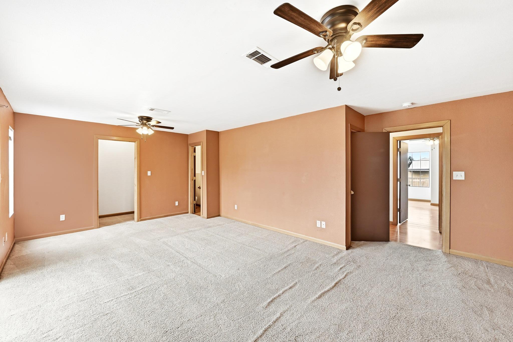 320 Sunset Ridge Rd, Maxwell, TX 78656