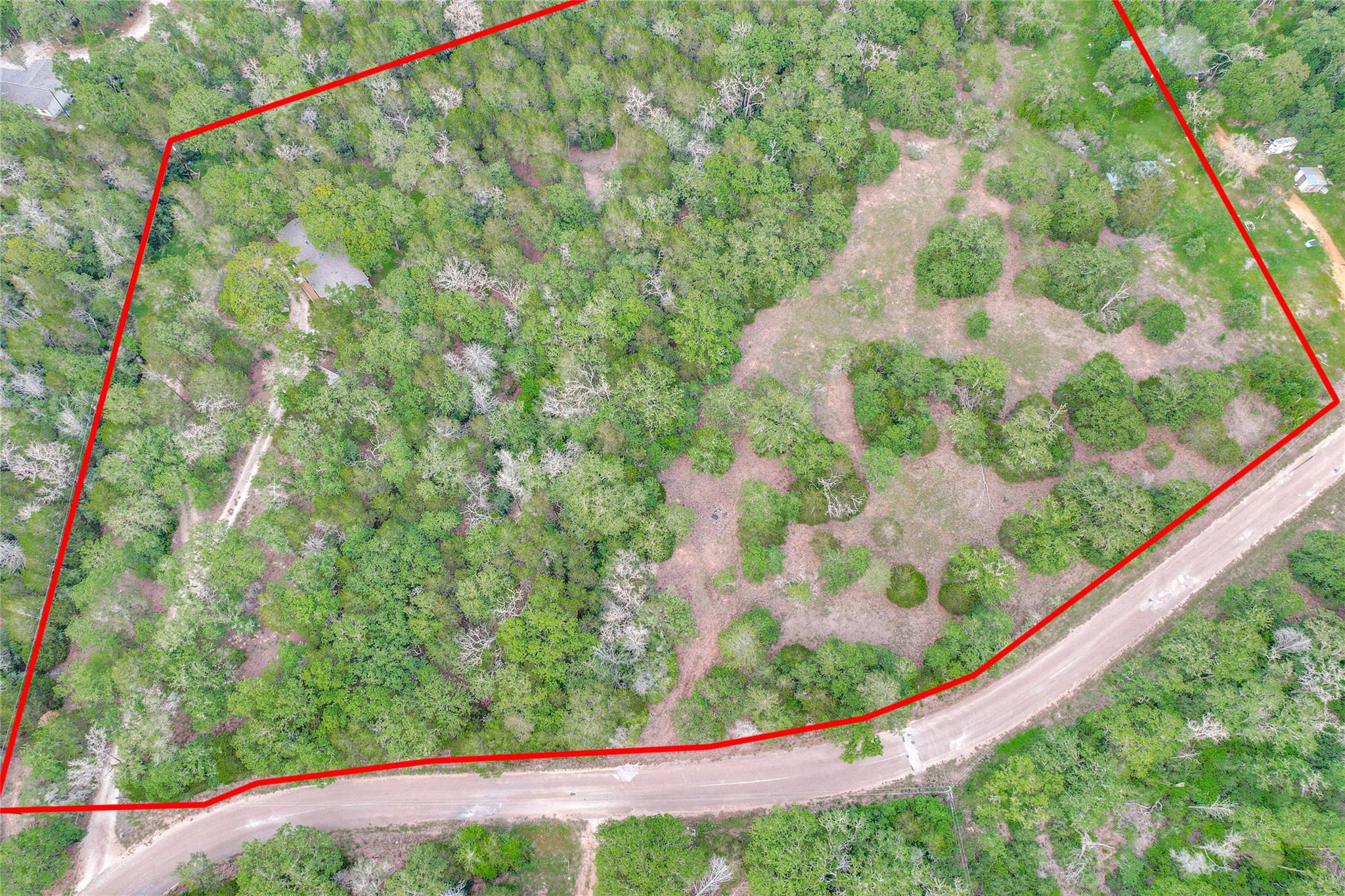 319 Green Oaks Dr, Bastrop, TX 78602