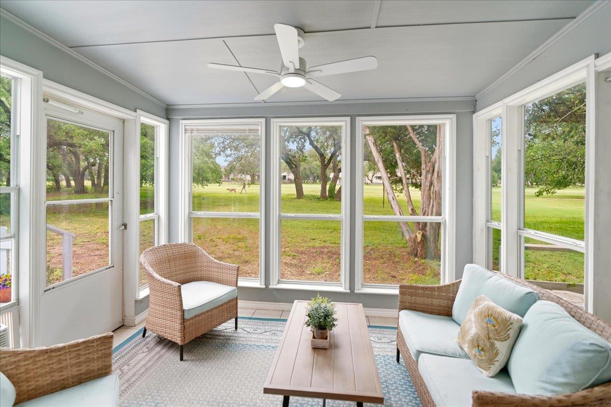 15 Spalding Cir, Wimberley, TX 78676