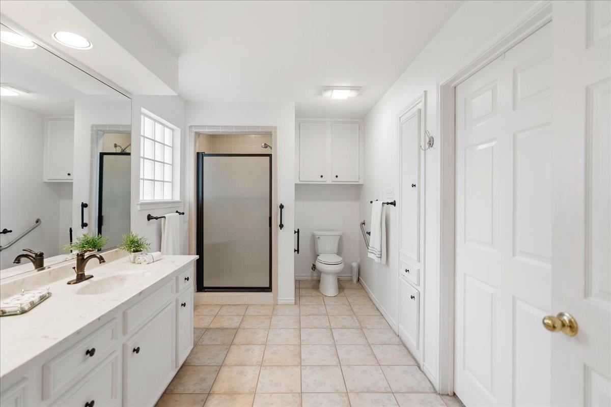 15 Spalding Cir, Wimberley, TX 78676