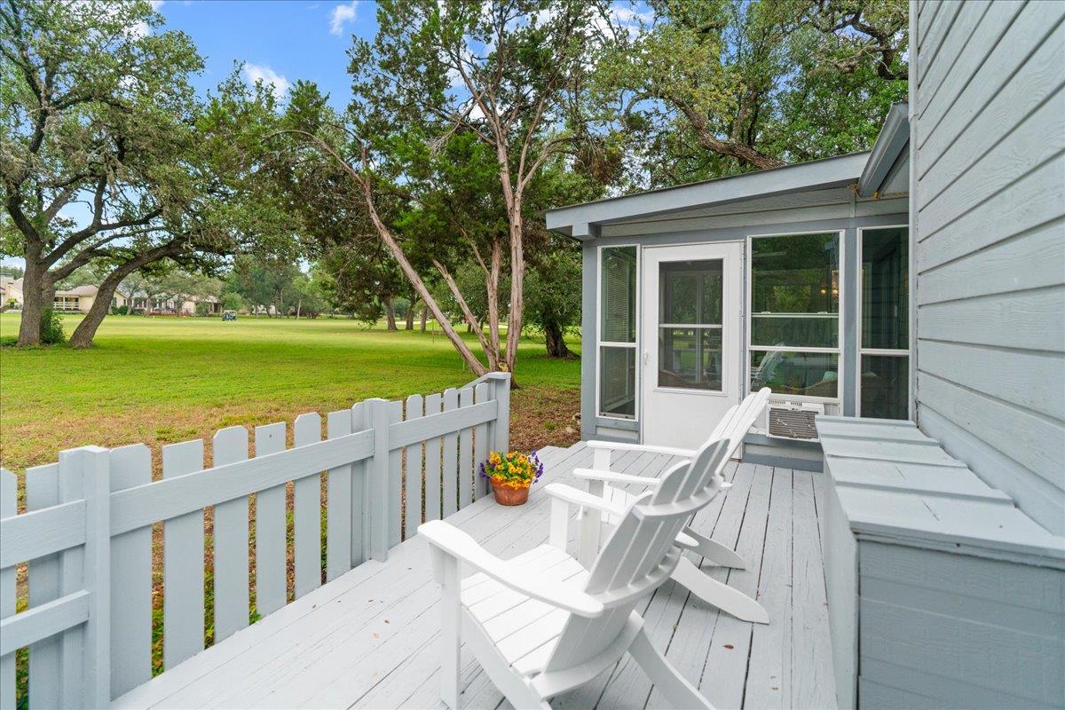 15 Spalding Cir, Wimberley, TX 78676
