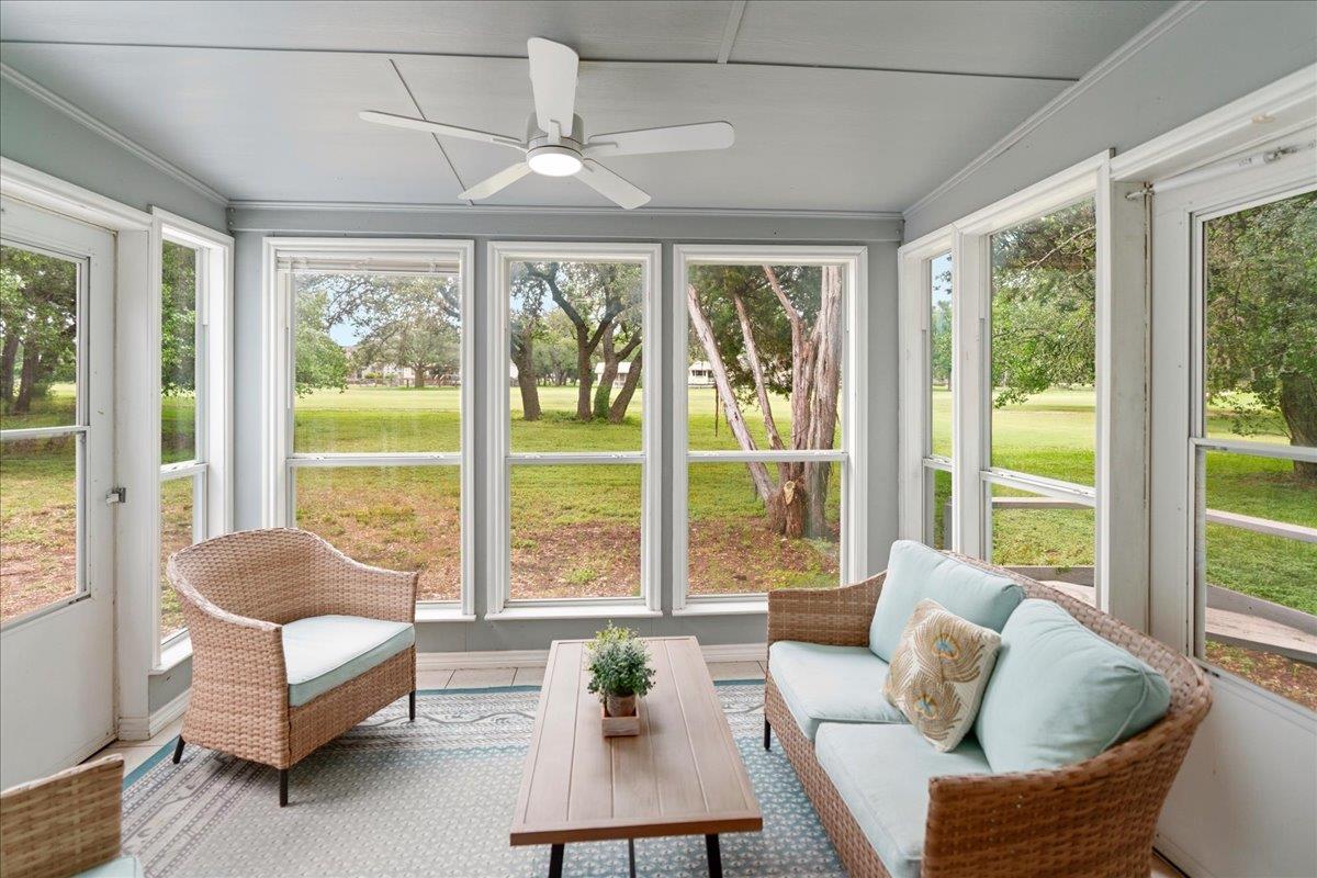 15 Spalding Cir, Wimberley, TX 78676