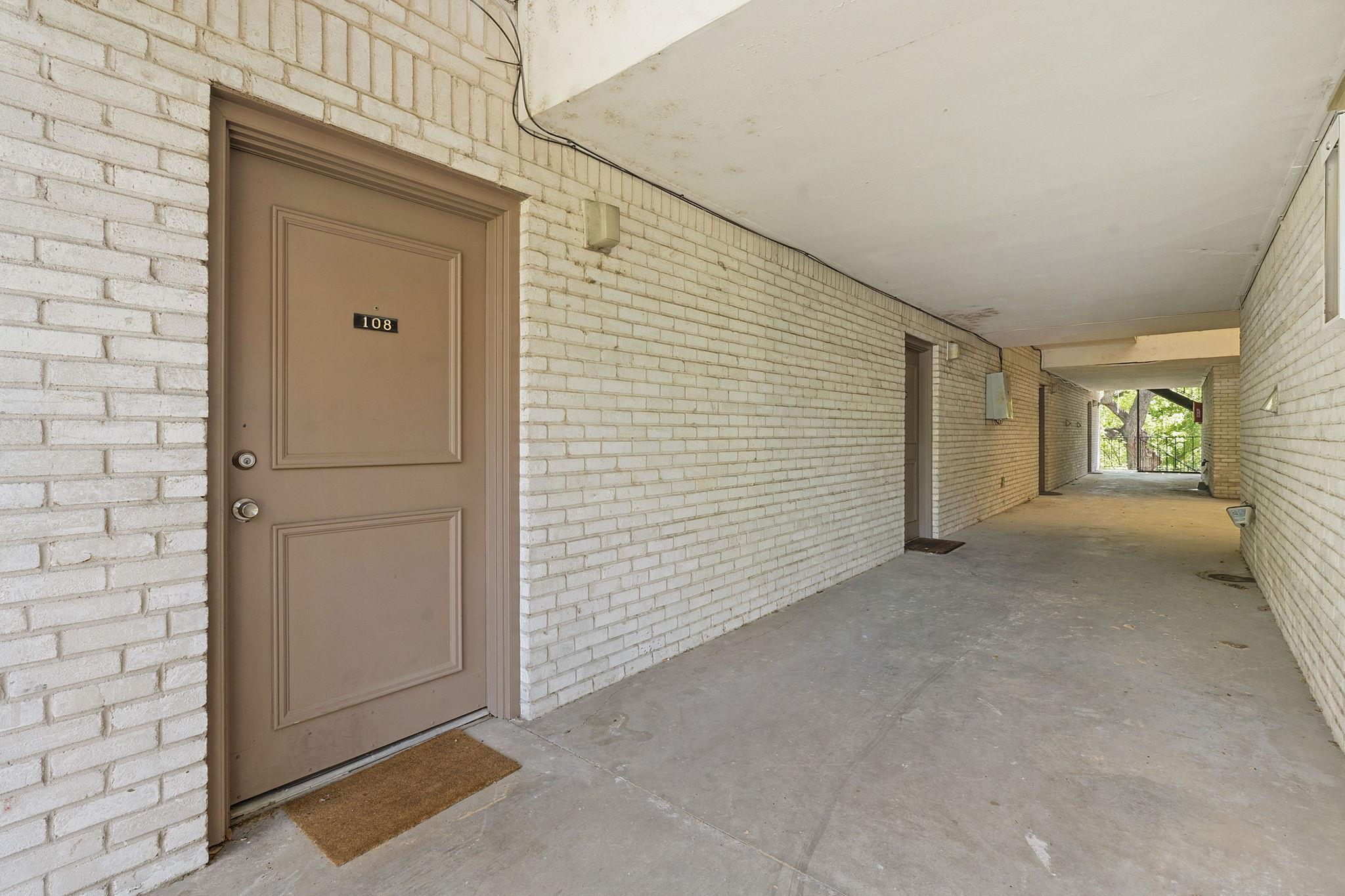 710 E Dean Keaton St # 108, Austin, TX 78705