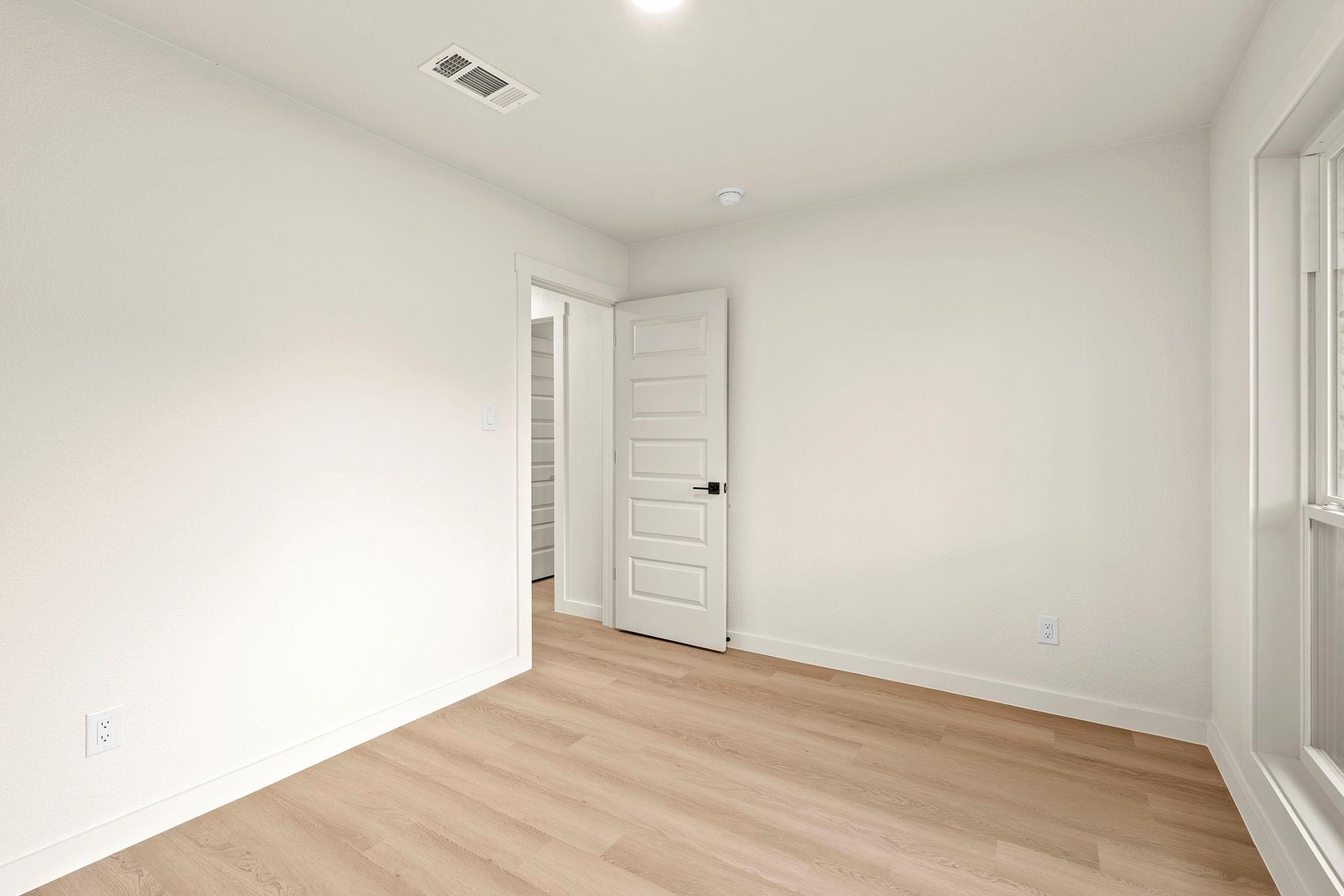 2107 Cindy Ln, Austin, TX 78727