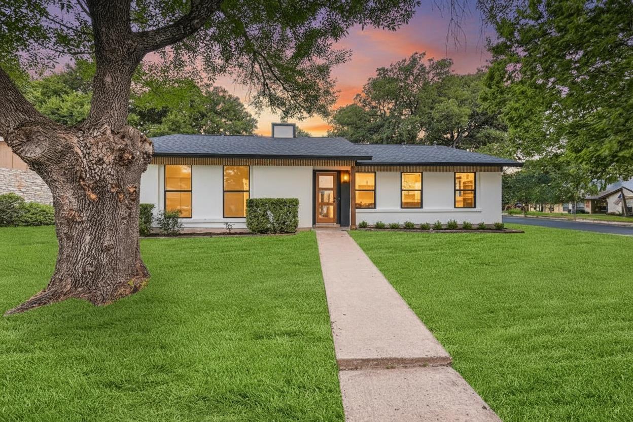 5700 Lewood Dr, Austin, TX 78745