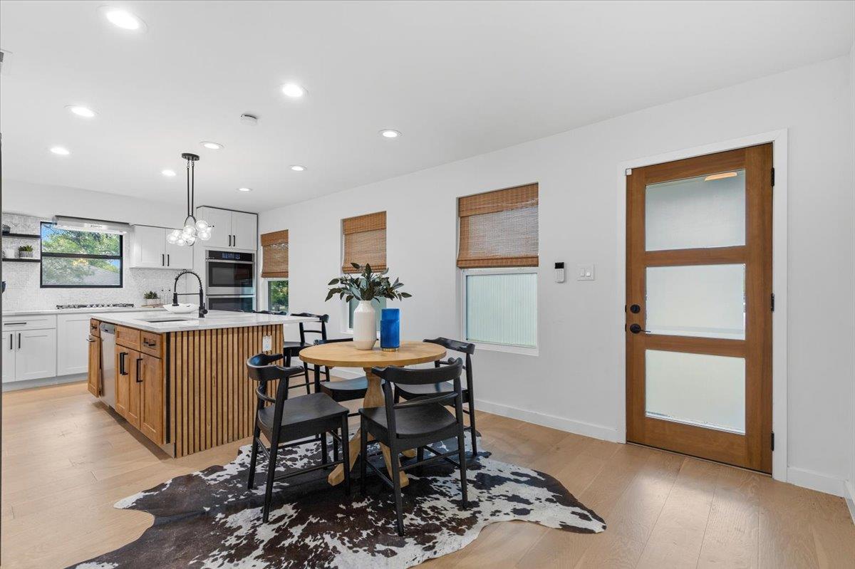 5700 Lewood Dr, Austin, TX 78745
