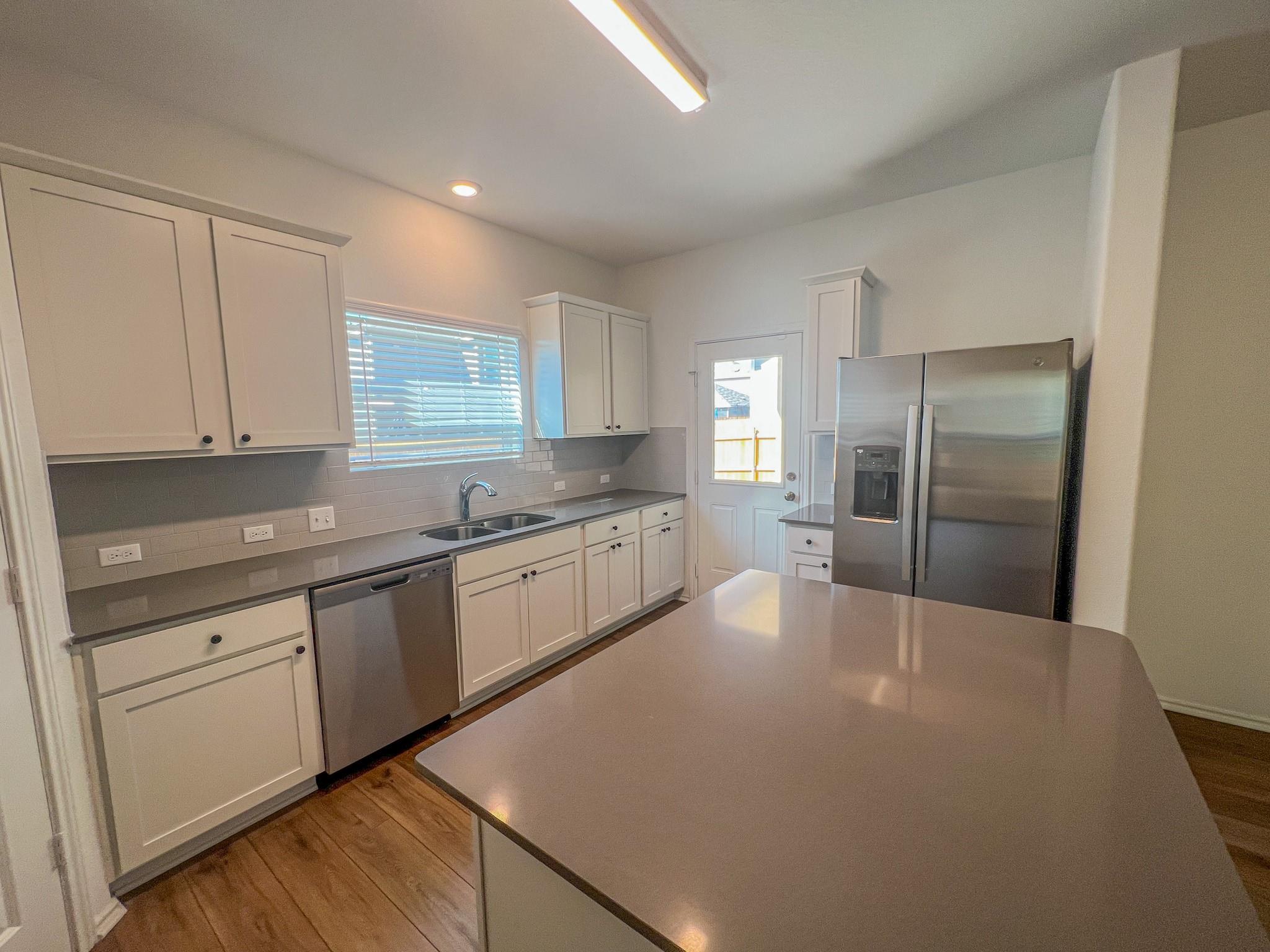 438 Perfect World Loop, Jarrell, TX 76537