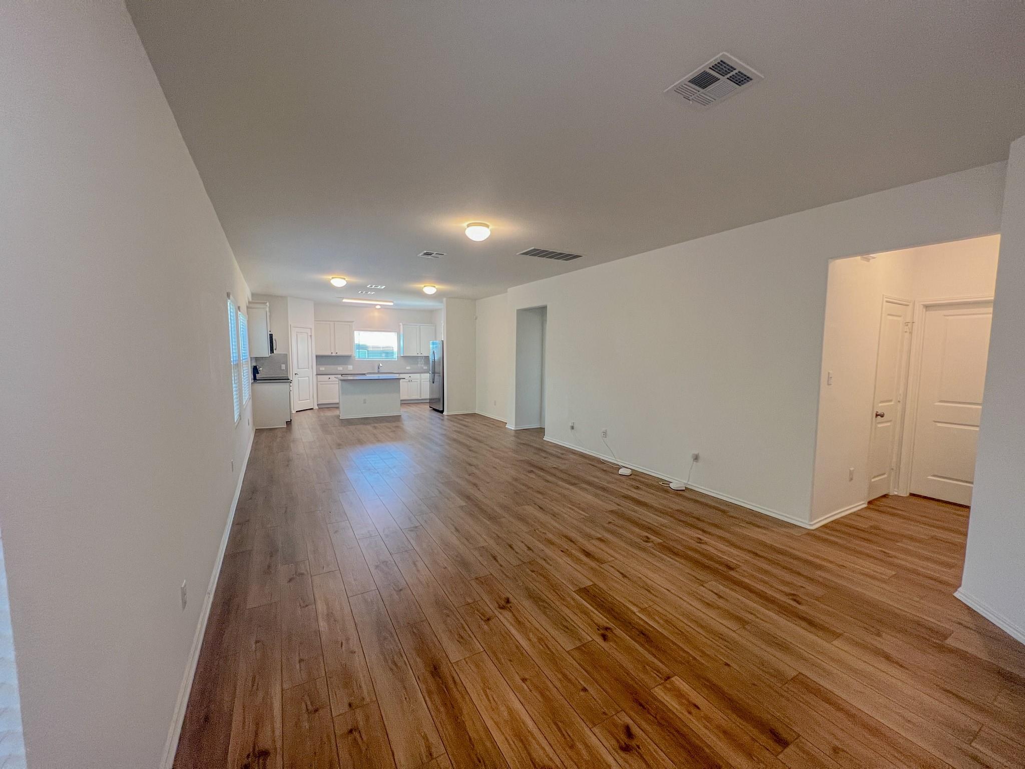 438 Perfect World Loop, Jarrell, TX 76537
