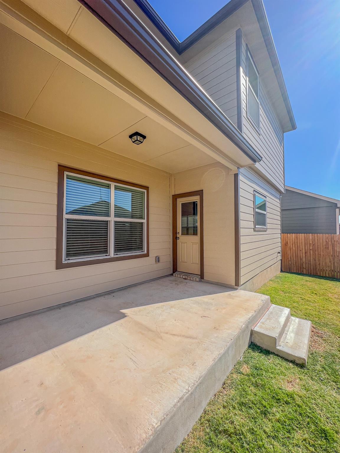 438 Perfect World Loop, Jarrell, TX 76537