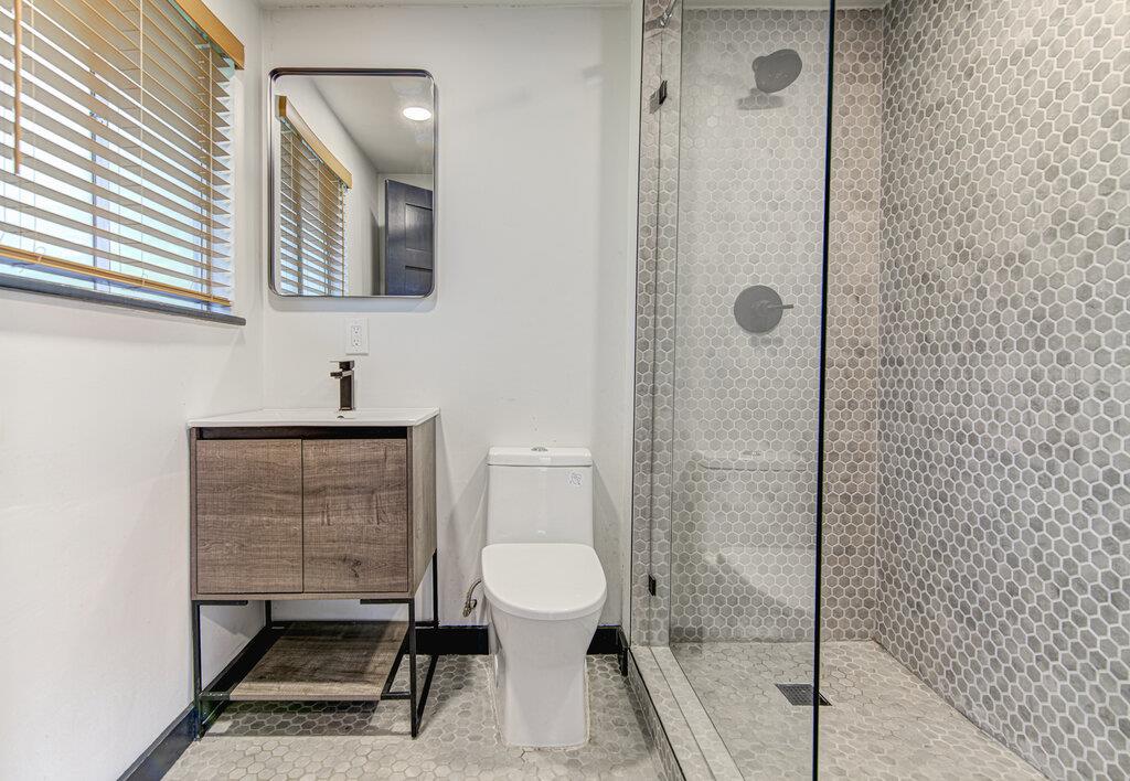 1711 Brentwood St # B, Austin, TX 78757