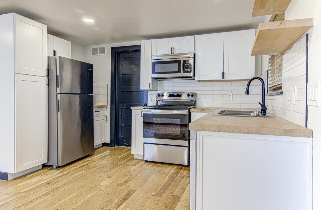 1711 Brentwood St # B, Austin, TX 78757