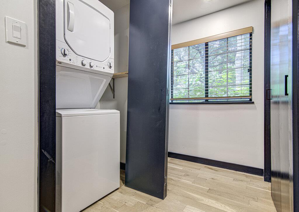 1711 Brentwood St # B, Austin, TX 78757