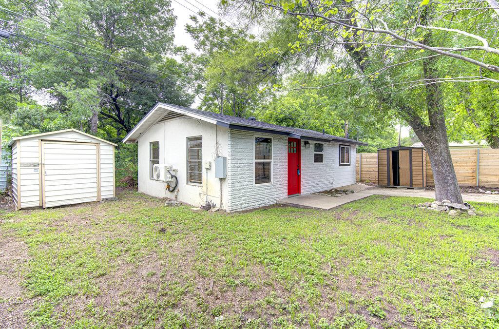 1711 Brentwood St # B, Austin, TX 78757