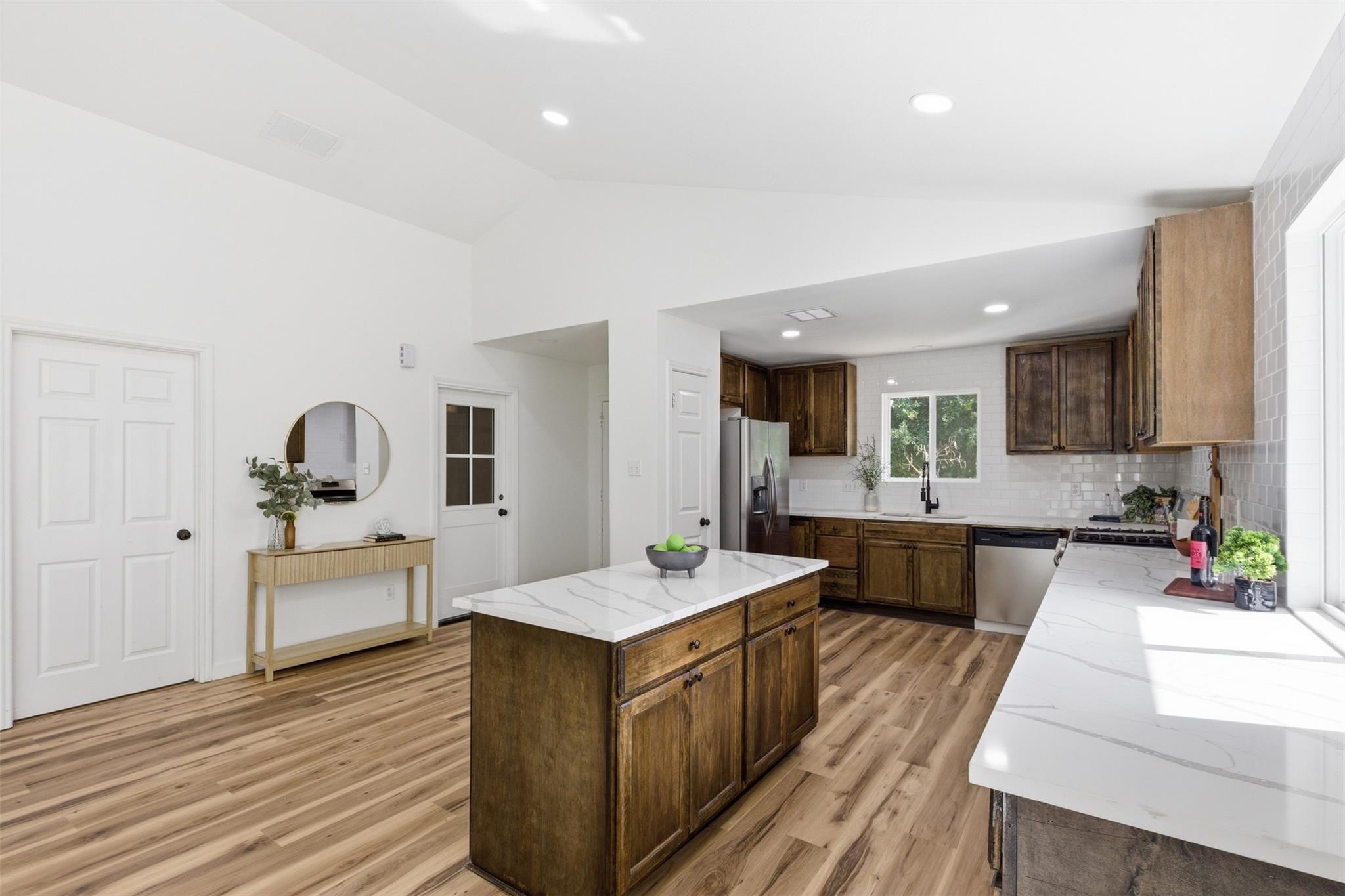 12406 Thompkins Dr, Austin, TX 78753