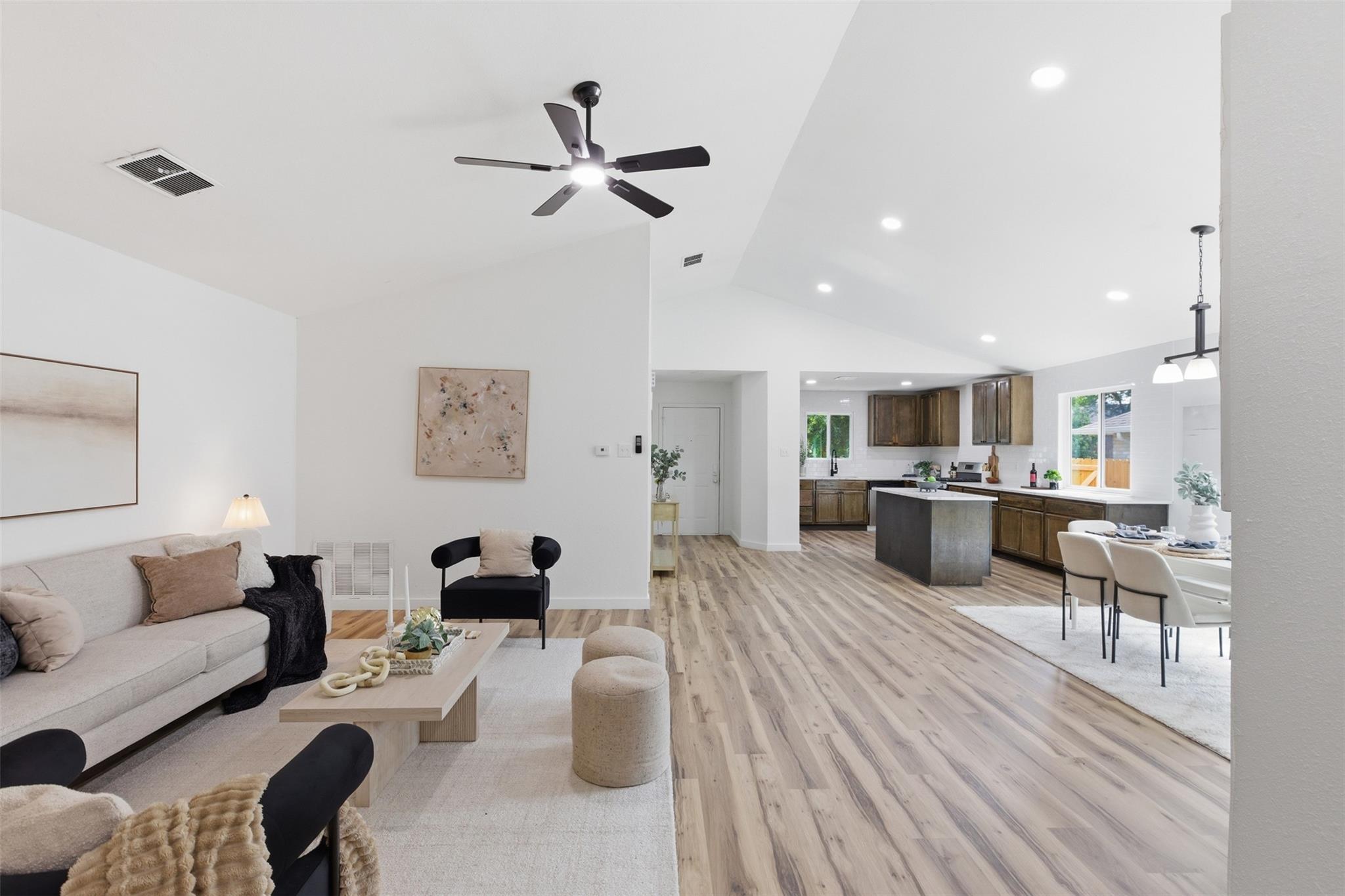 12406 Thompkins Dr, Austin, TX 78753
