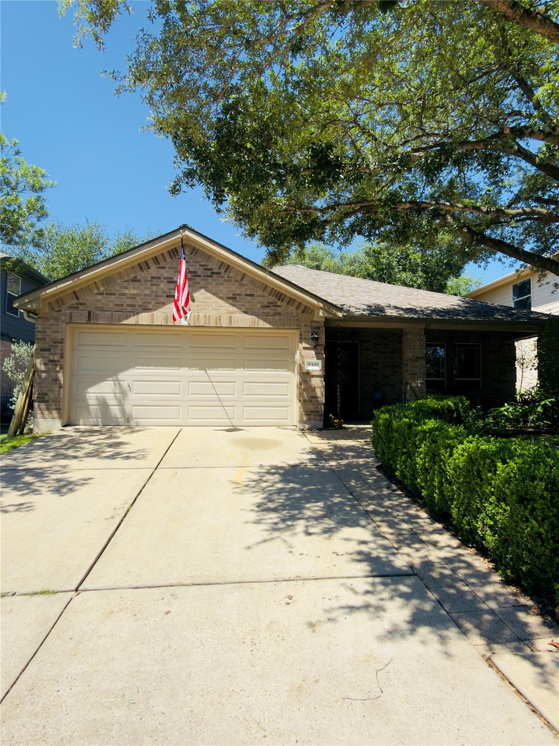 9300 Pioneer Forest Dr, Austin, TX 78744