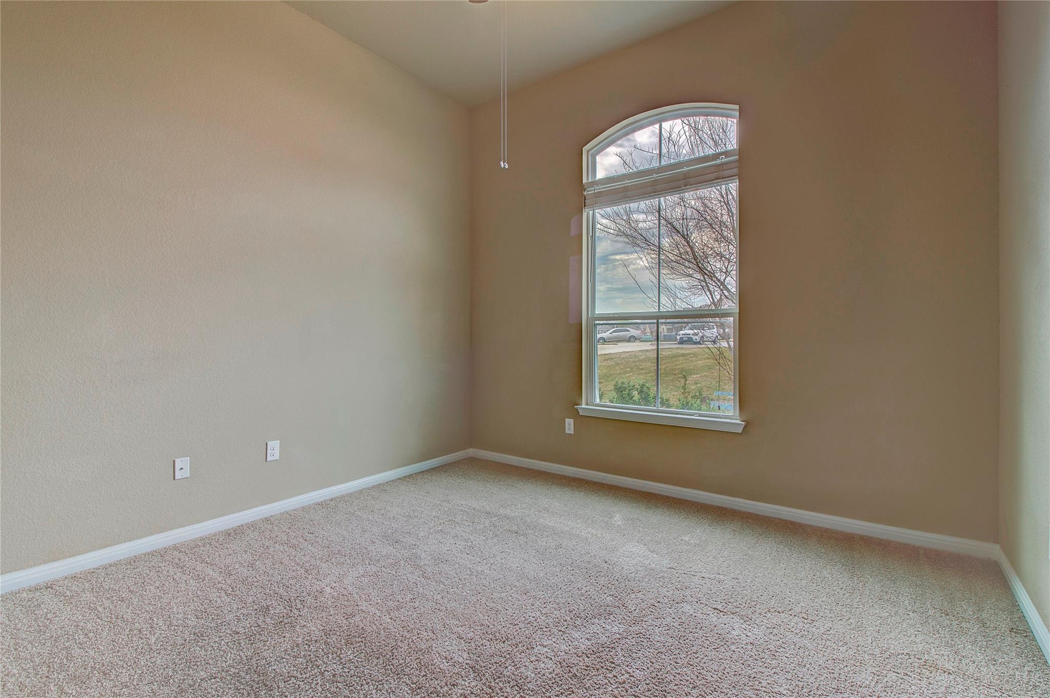225 Deep Creek Dr, Georgetown, TX 78626