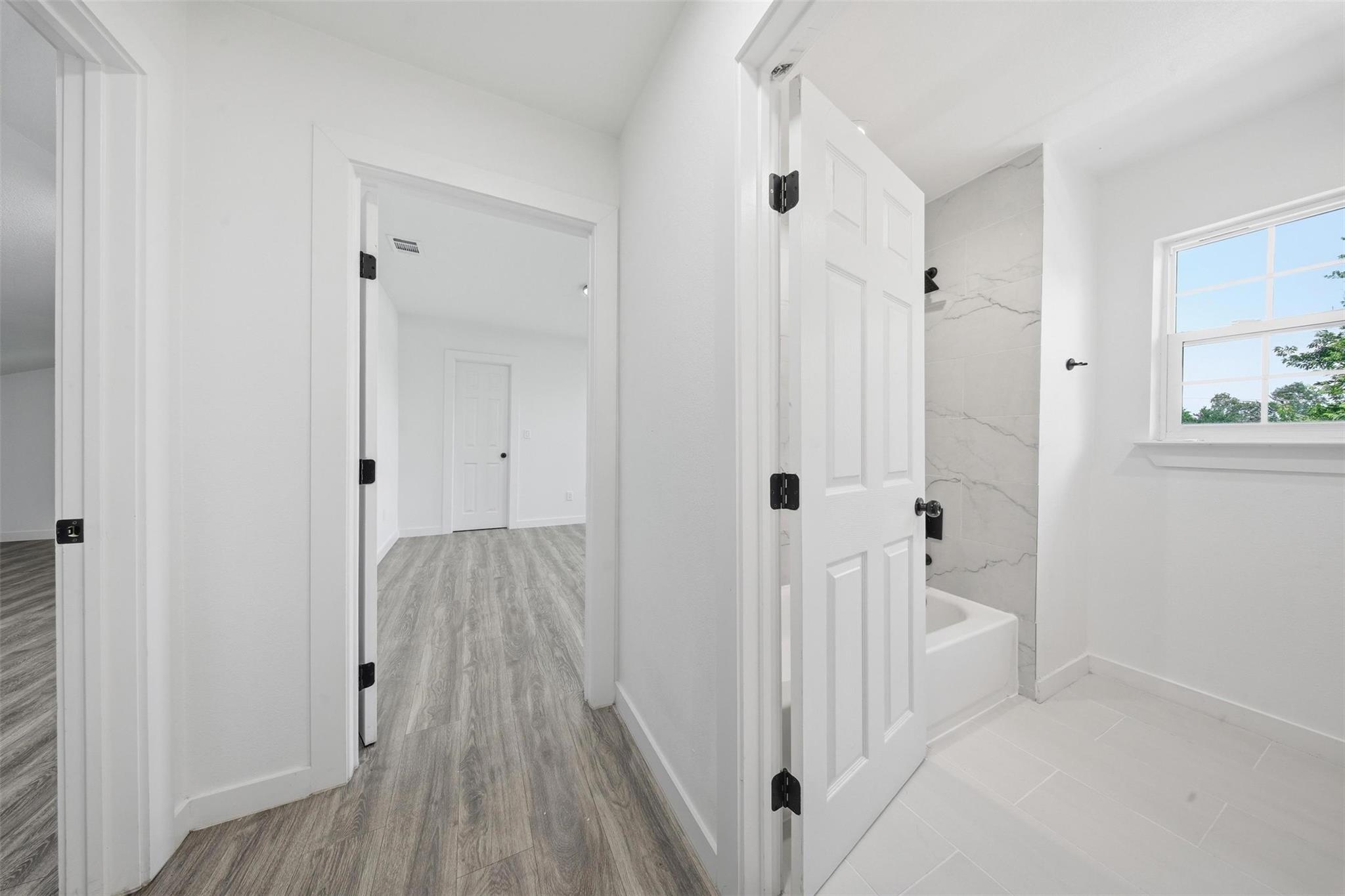 5005 Cottonwood Cir # B, Austin, TX 78723
