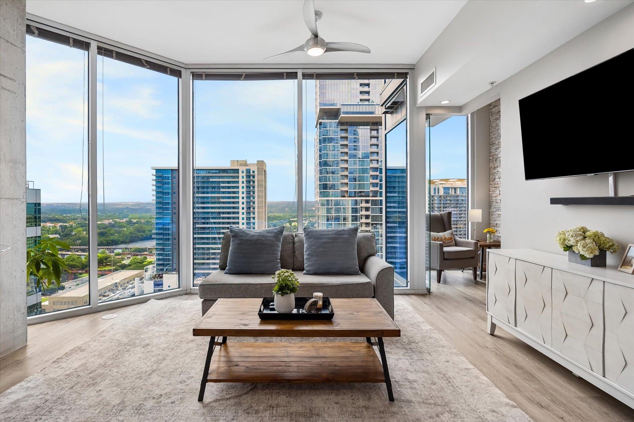 360 Nueces St # 2302, Austin, TX 78701