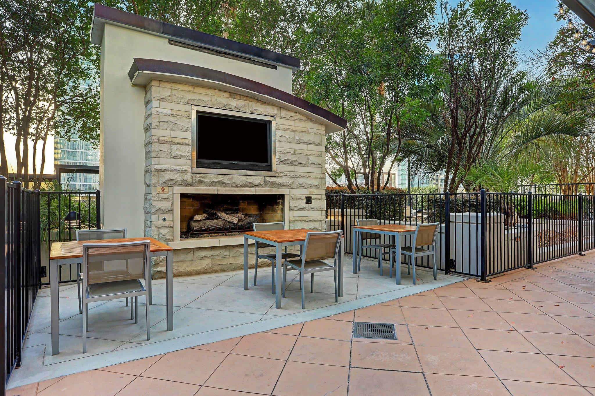 360 Nueces St # 2302, Austin, TX 78701