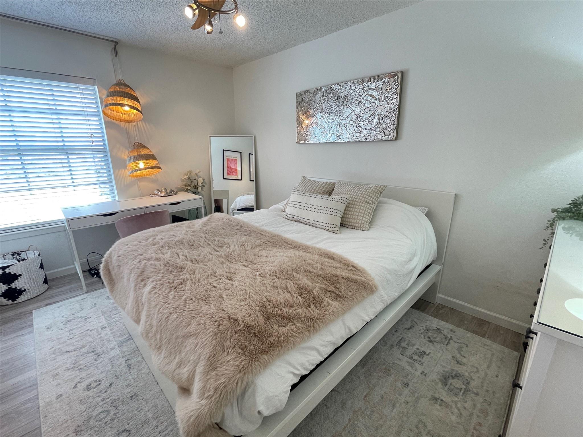 739 E Oltorf St, Austin, TX 78704