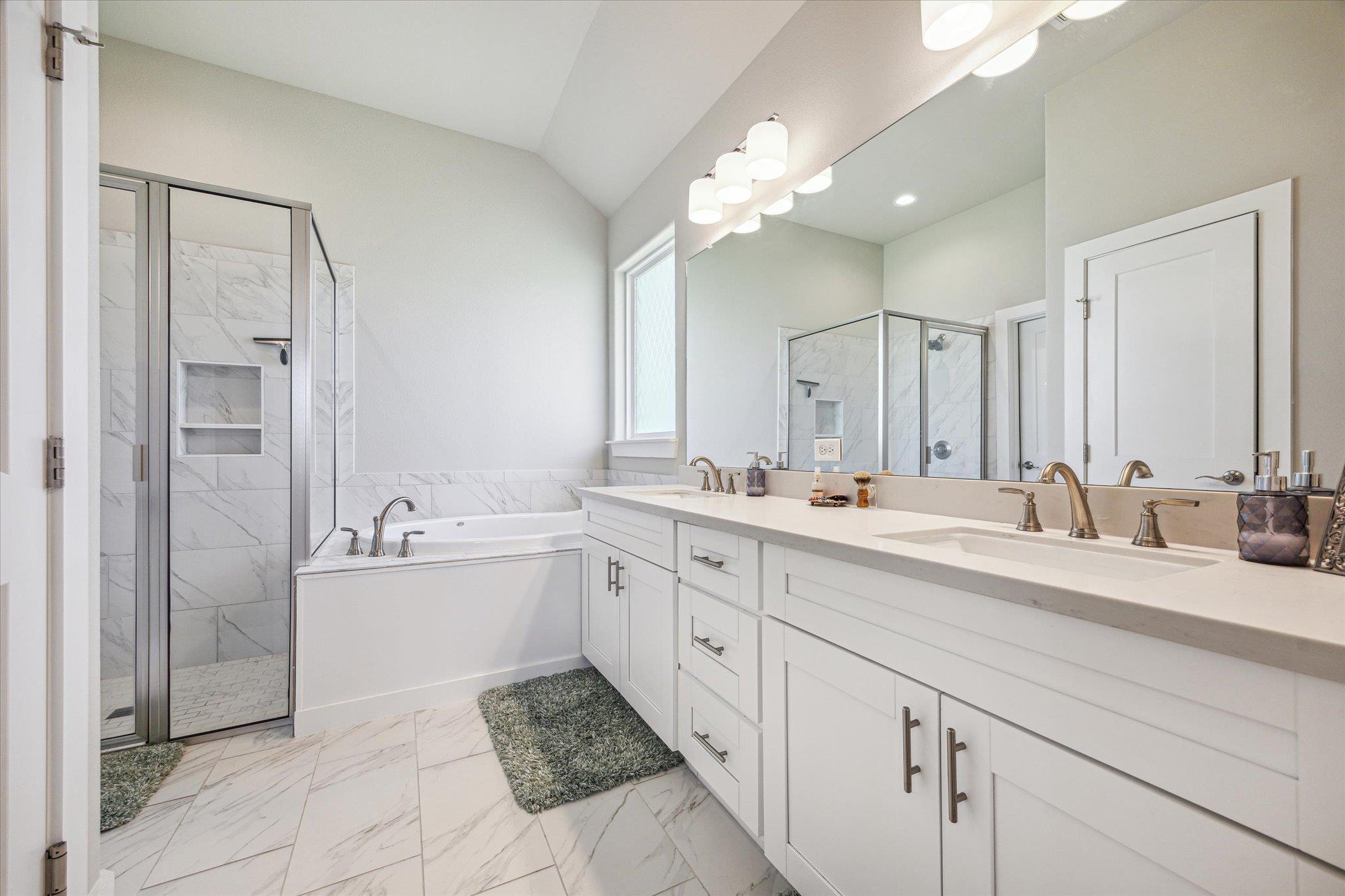 1401 Timber Oaks Dr, Brenham, TX 77833