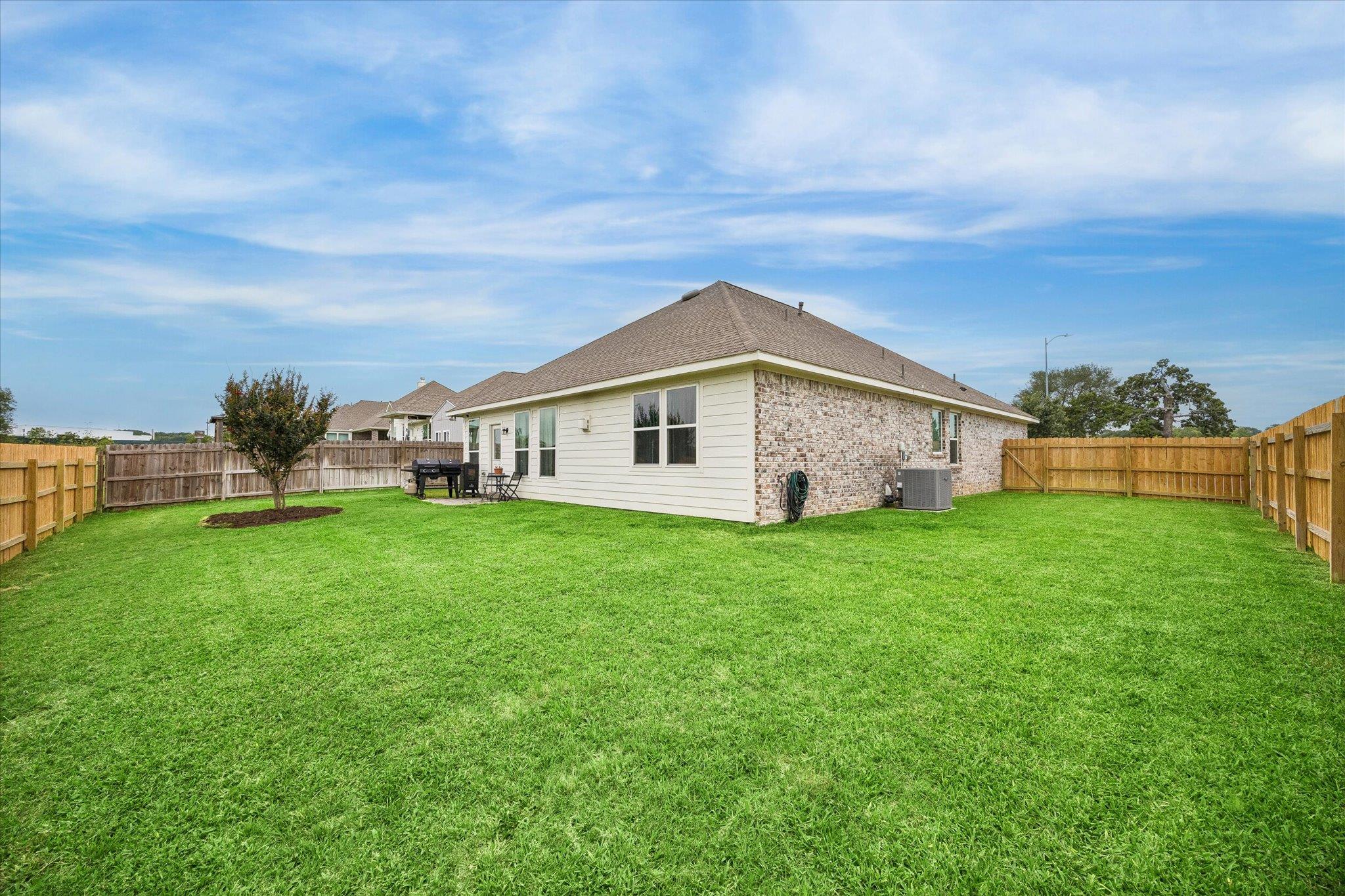 1401 Timber Oaks Dr, Brenham, TX 77833