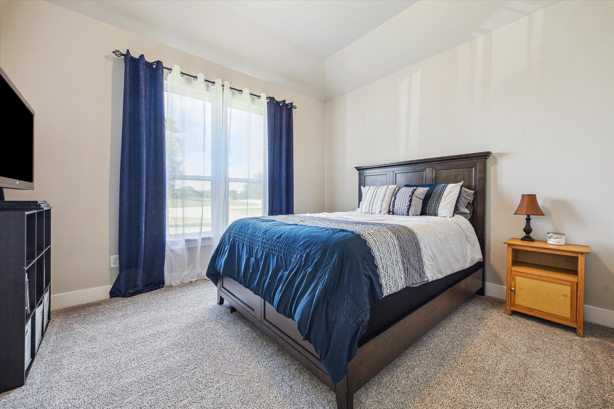 1401 Timber Oaks Dr, Brenham, TX 77833
