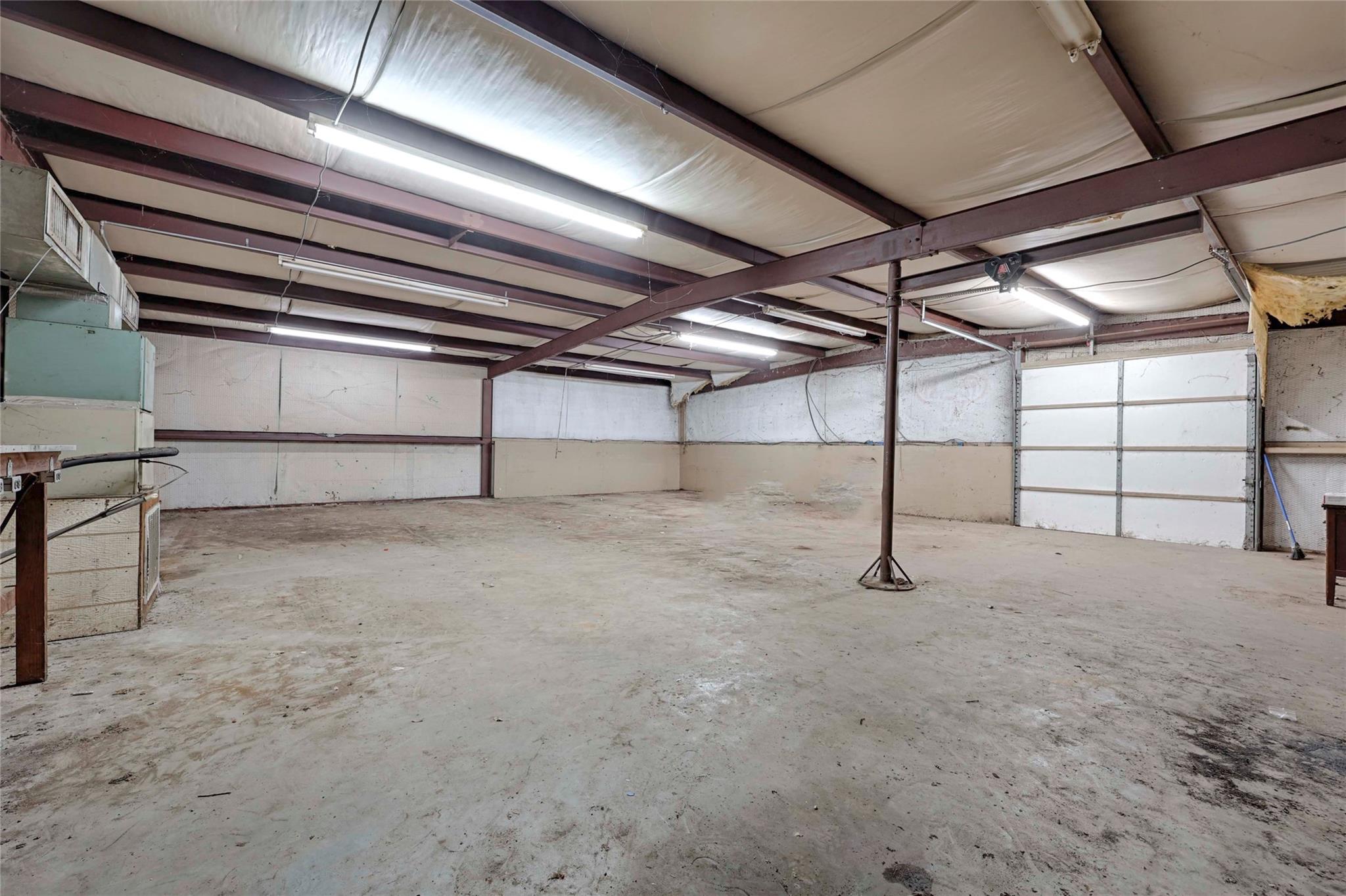 1410 US Highway 90A East, Hallettsville, TX 77964