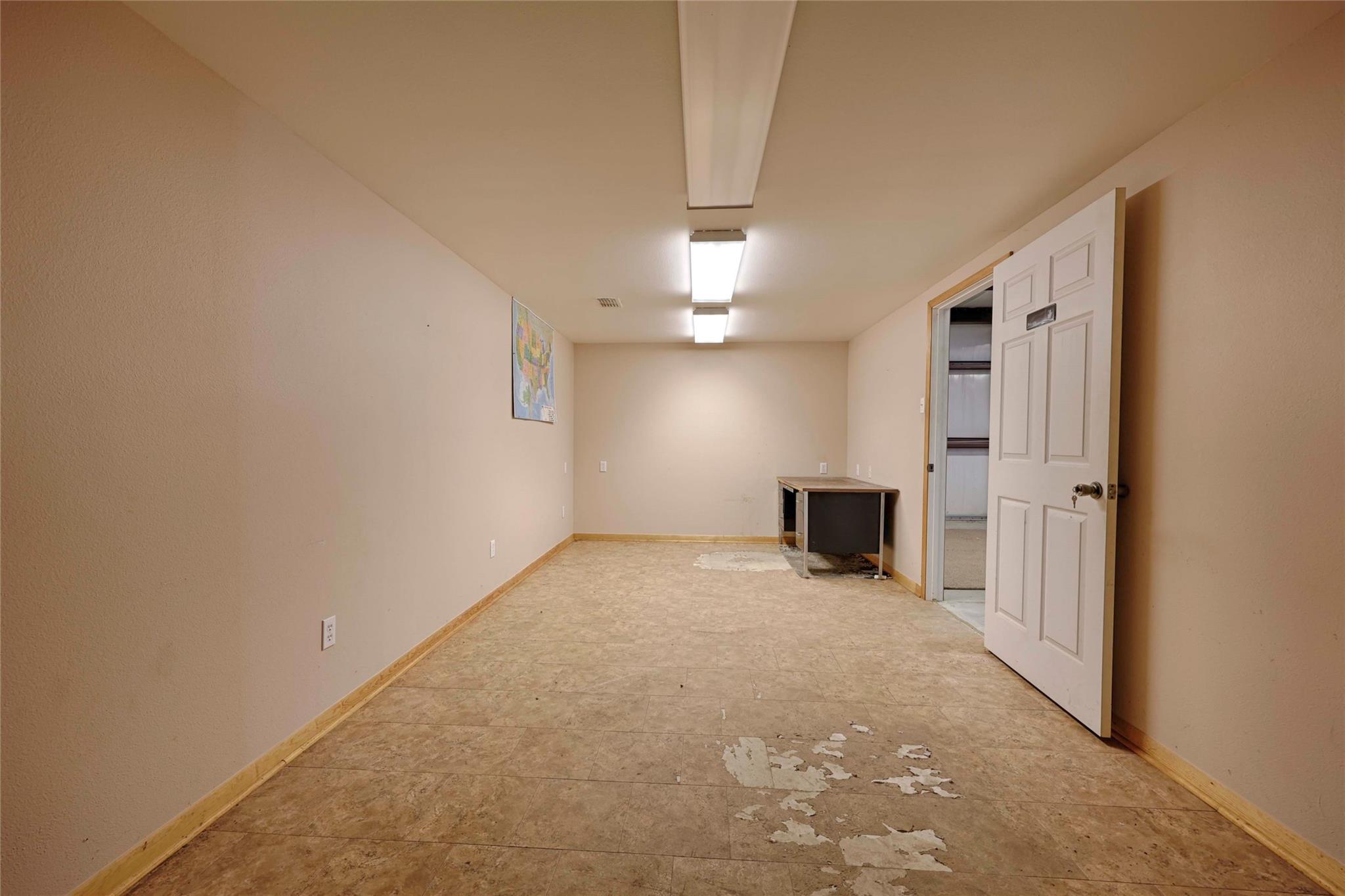 1410 US Highway 90A East, Hallettsville, TX 77964
